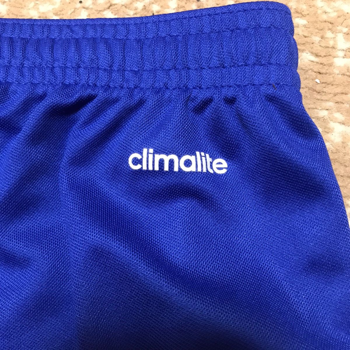 Adidas Vintage Adidas shorts streetwear y2k size XL Size US 36 / EU 52 - 3 Thumbnail