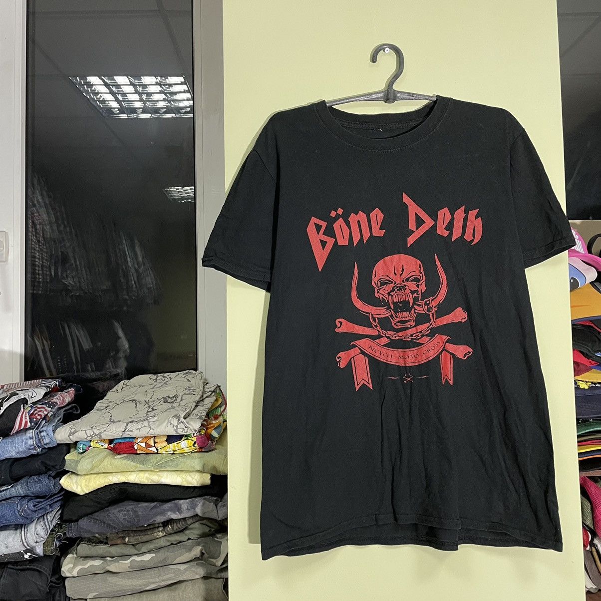 Band Tees Vintage Y2K Skulls Dead Face Horror Tee Creepy Paranoia 90s Size US L / EU 52-54 / 3 - 3 Thumbnail