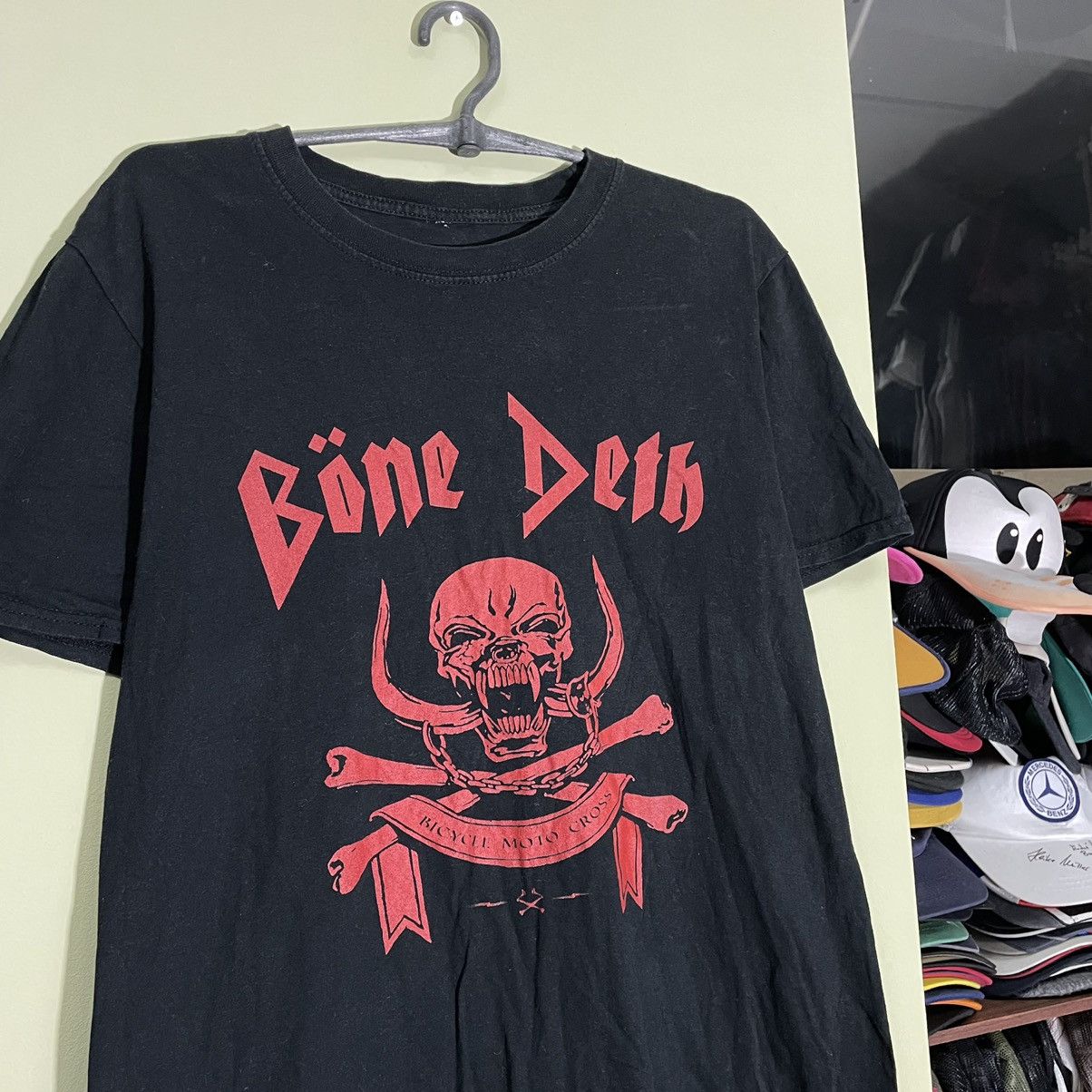 Band Tees Vintage Y2K Skulls Dead Face Horror Tee Creepy Paranoia 90s Size US L / EU 52-54 / 3 - 4 Thumbnail