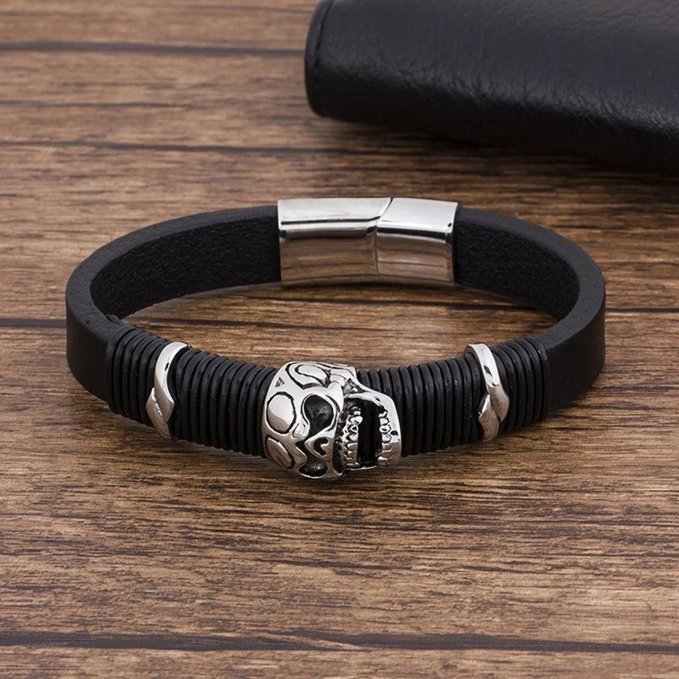 Other Punk Rock Skull Black Leather Bracelet Size ONE SIZE - 3 Thumbnail
