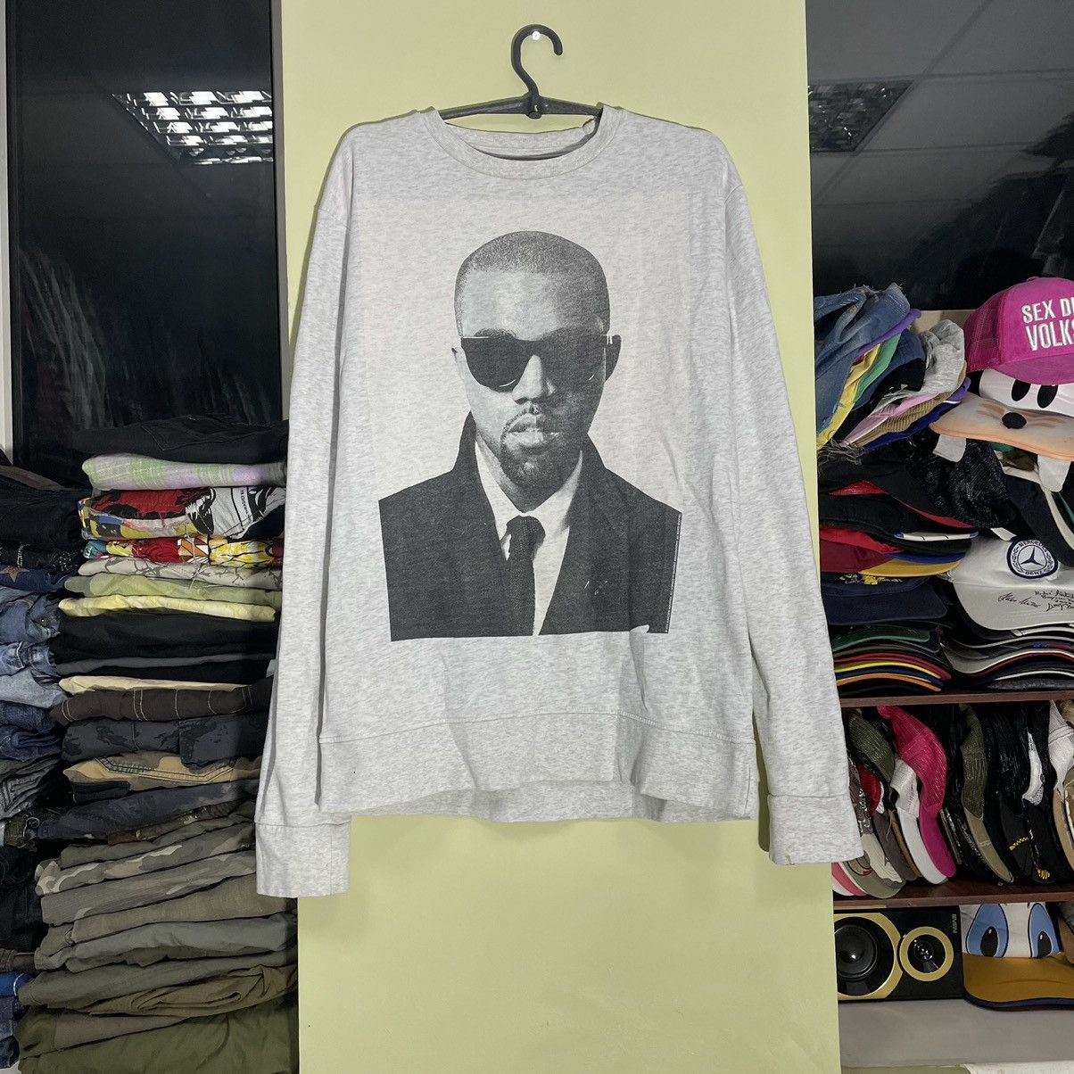 Vintage Vintage Y2K Kanye West Graphic Crewneck Streetwear Washed XL Size US XL / EU 56 / 4 - 1 Thumbnail