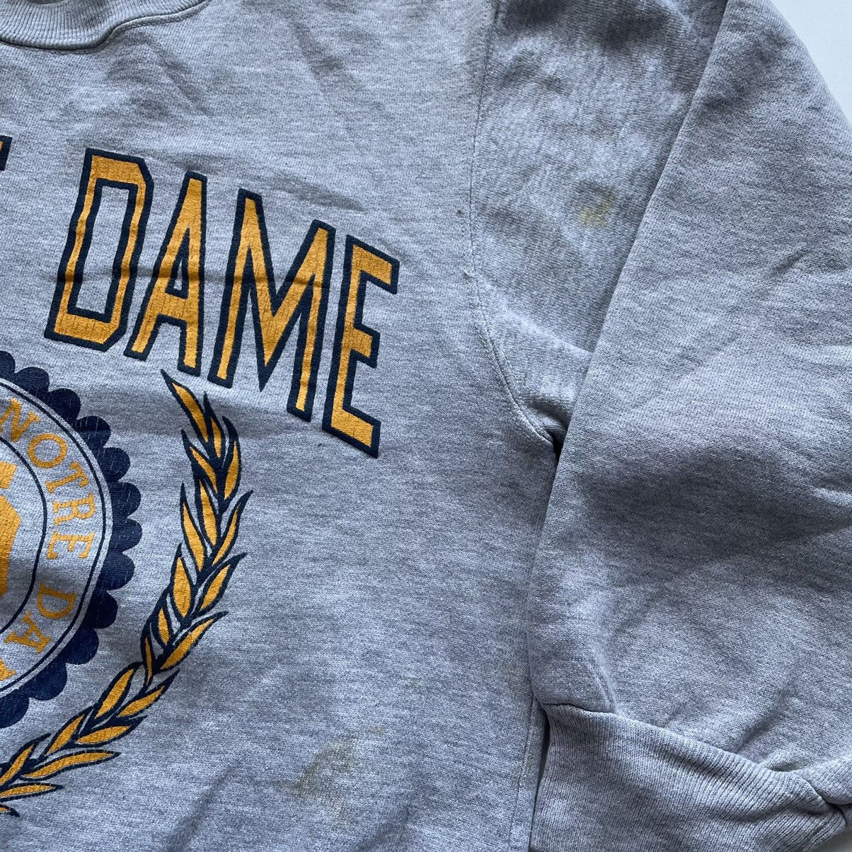 Vintage Vintage 90s Notre Dame Spell Out NCAA Graphic Crewneck Rare Size US S / EU 44-46 / 1 - 3 Thumbnail