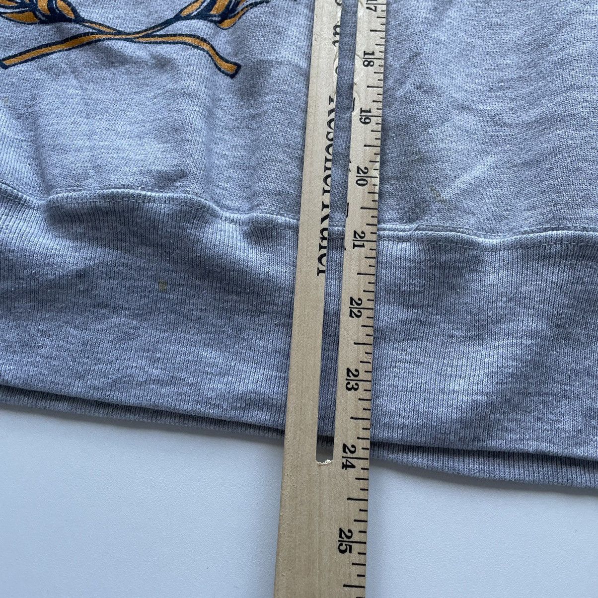 Vintage Vintage 90s Notre Dame Spell Out NCAA Graphic Crewneck Rare Size US S / EU 44-46 / 1 - 5 Thumbnail