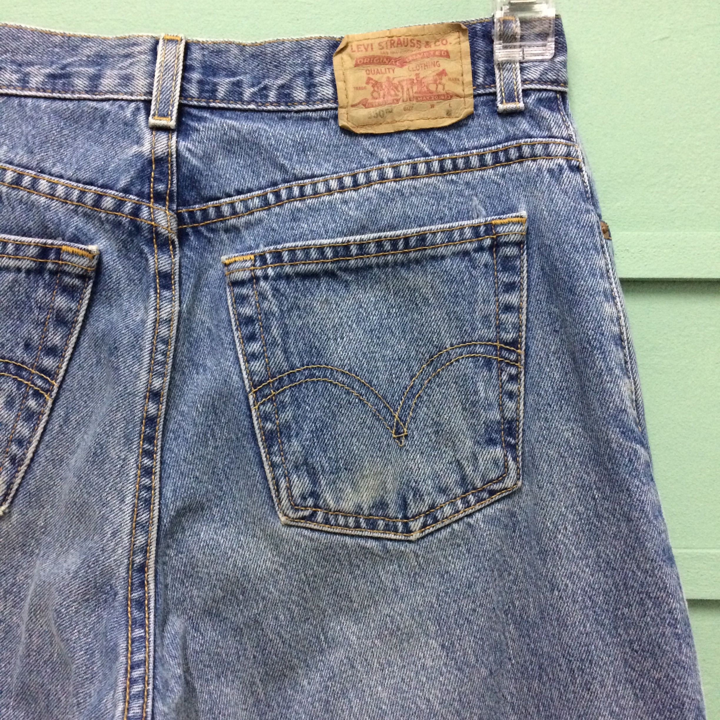 Levi's × Vintage Levis 550 Light Wash Jeans #B-185 Size US 32 / EU 48 - 9 Thumbnail