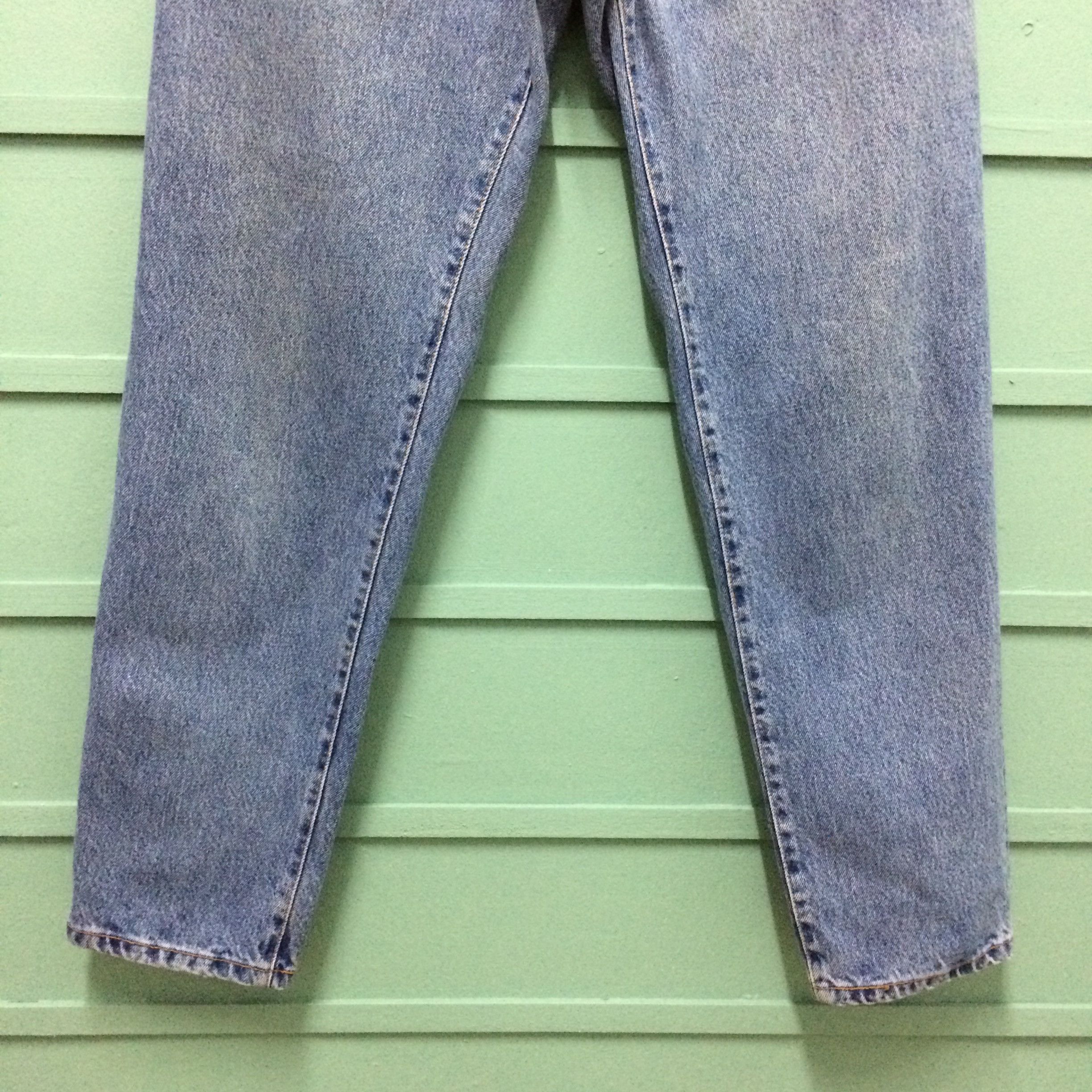 Levi's × Vintage Levis 550 Light Wash Jeans #B-185 Size US 32 / EU 48 - 6 Thumbnail
