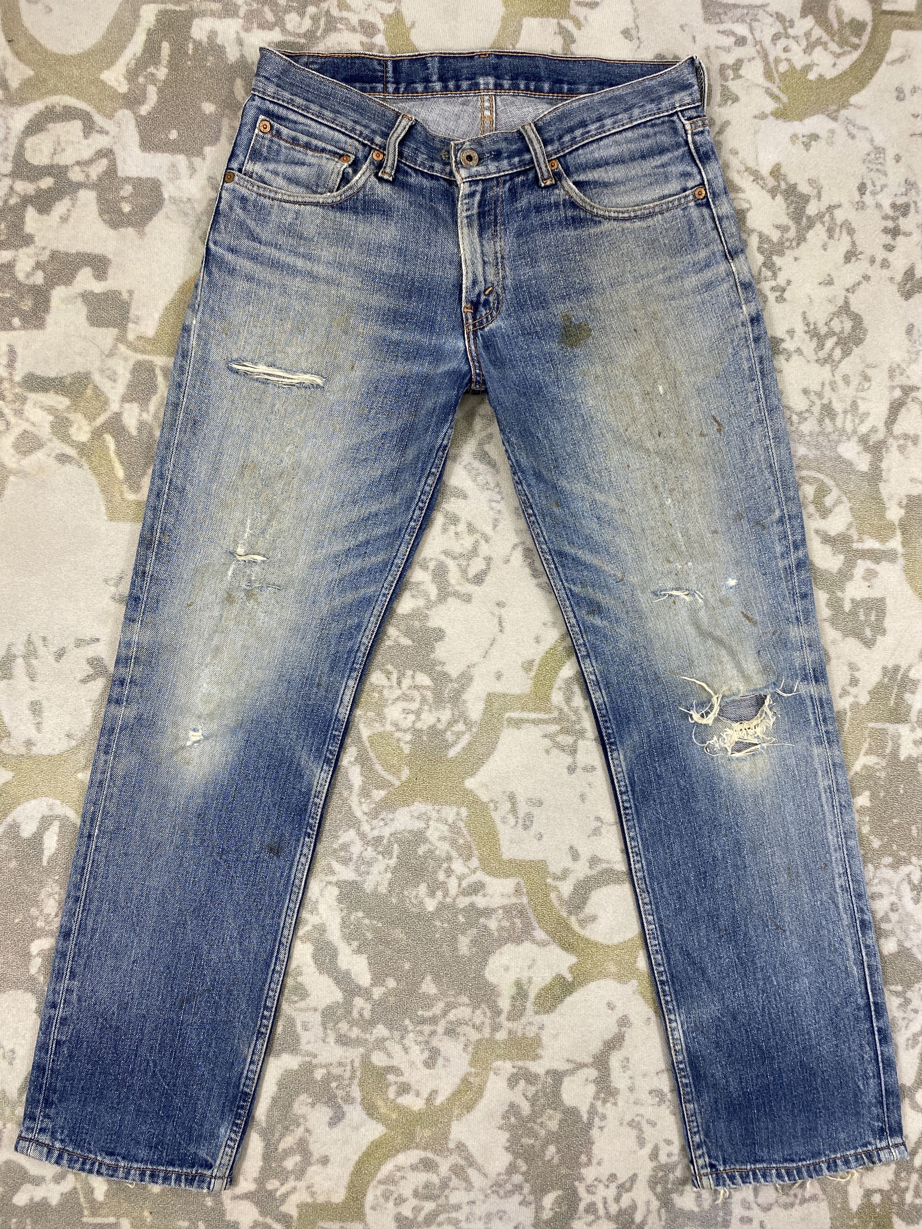 Ripped Vintage Levi's 552 Jeans 34x31 Denim-JN2555