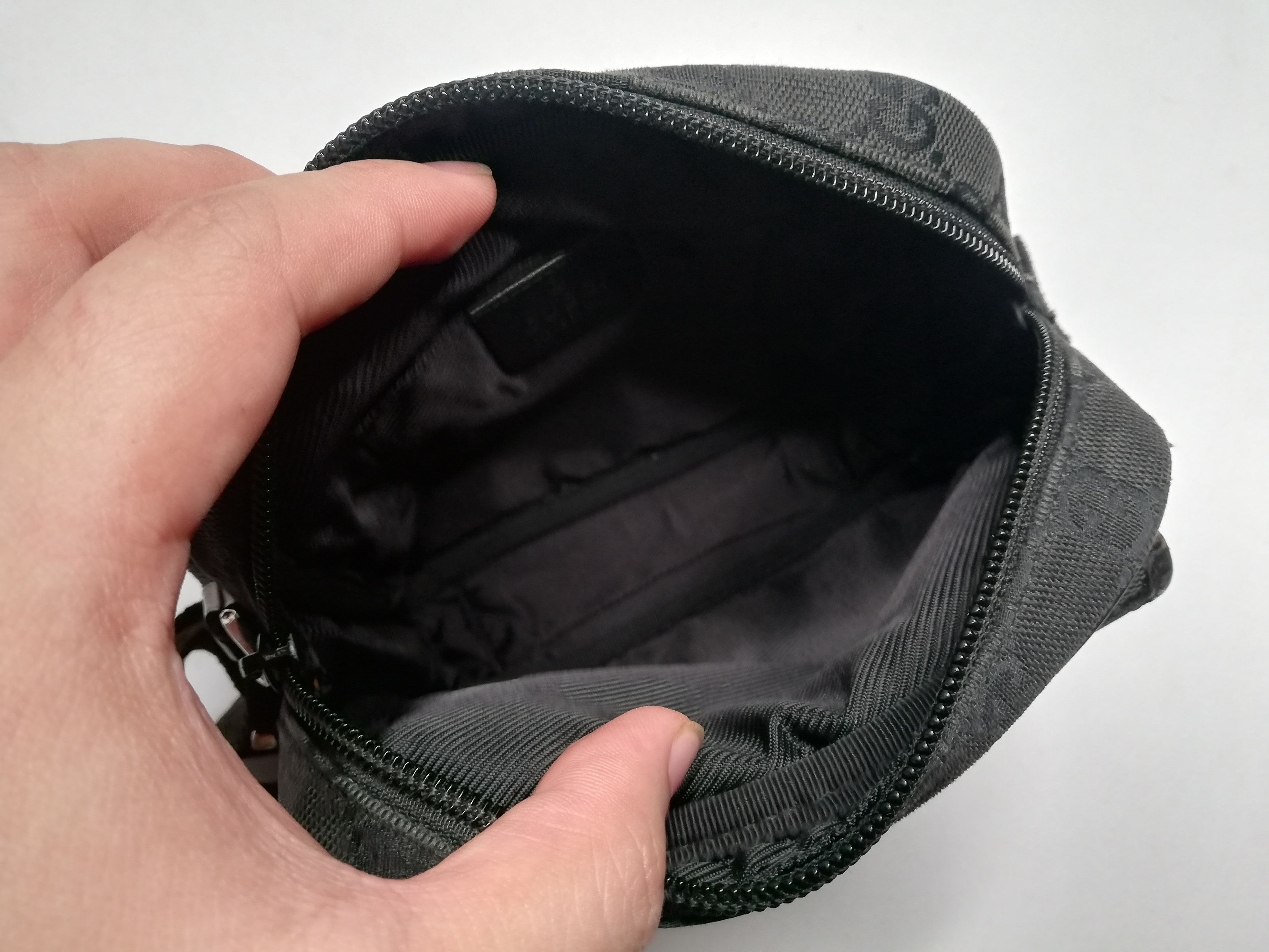 Gucci Gucci Black GG Small Side Crossbody Bag Size ONE SIZE - 11 Thumbnail