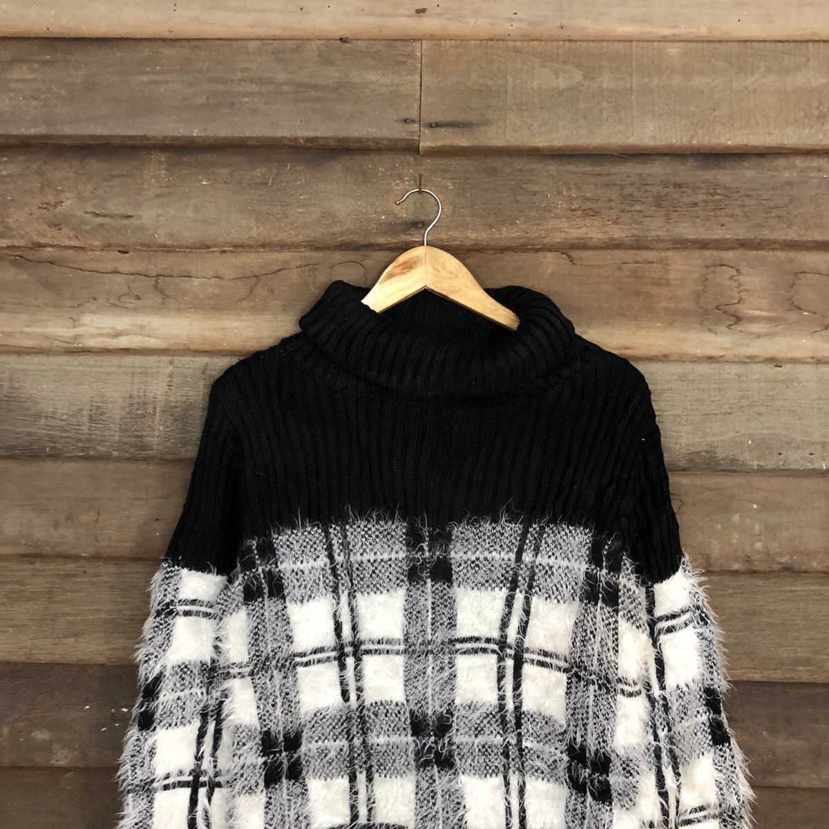 Homespun Knitwear DL Ingni Black checkered Mohair Shag Shaggy Knitwear C1088 Size US M / EU 48-50 / 2 - 2 Thumbnail