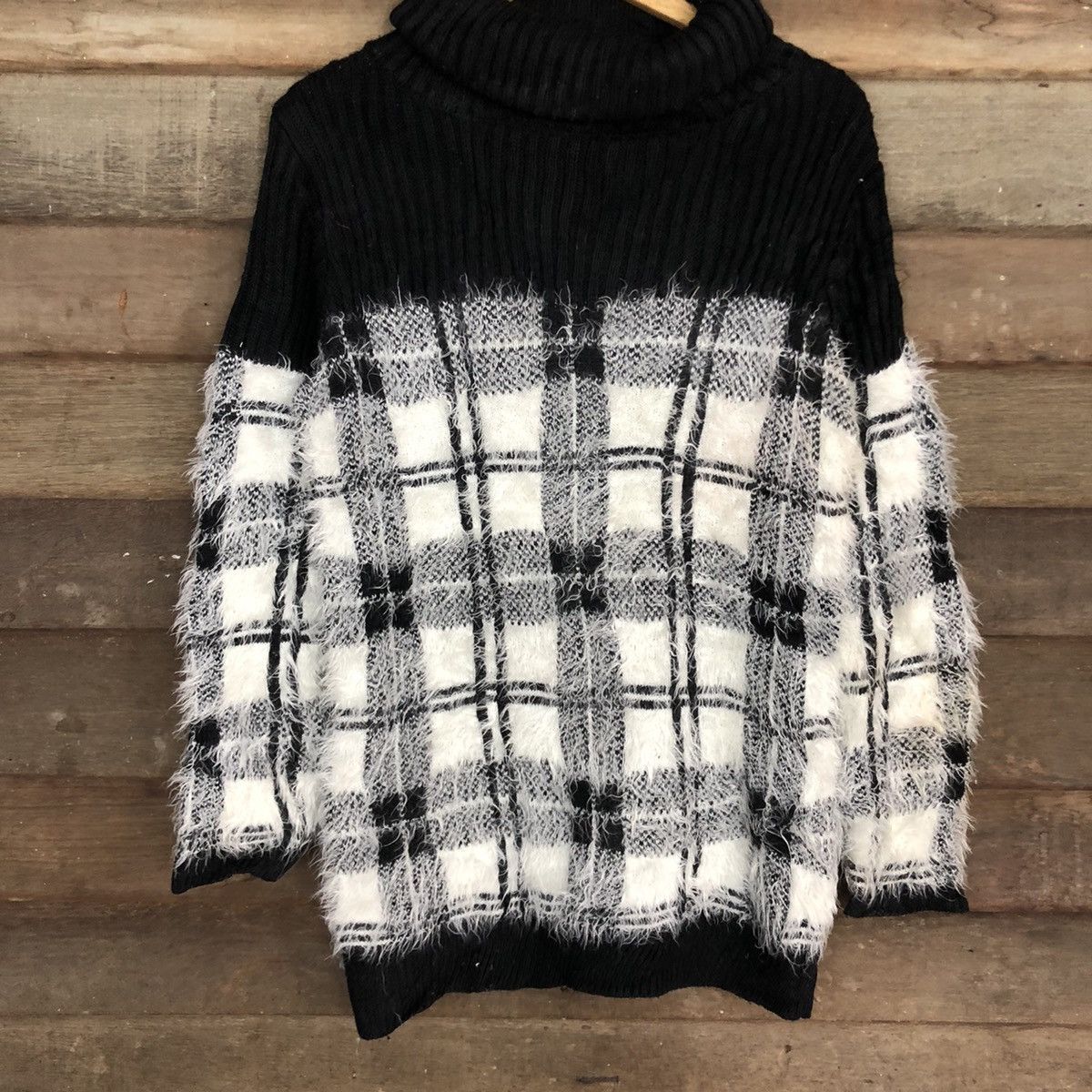 Homespun Knitwear DL Ingni Black checkered Mohair Shag Shaggy Knitwear C1088 Size US M / EU 48-50 / 2 - 8 Thumbnail