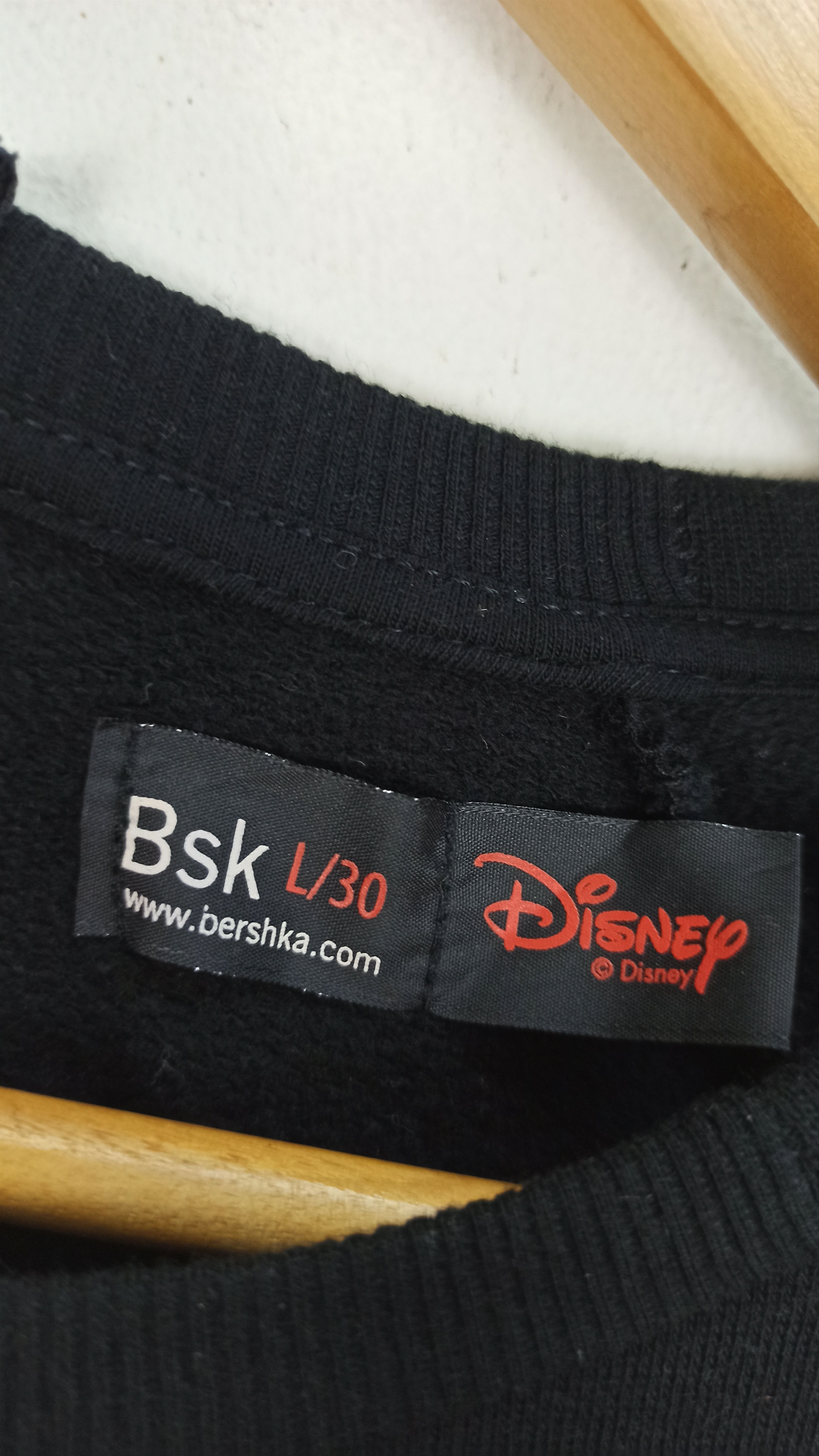 Bershka Rare Mickey Mouse X Bershka Sweatshirt Big Logo Size US L / EU 52-54 / 3 - 5 Thumbnail