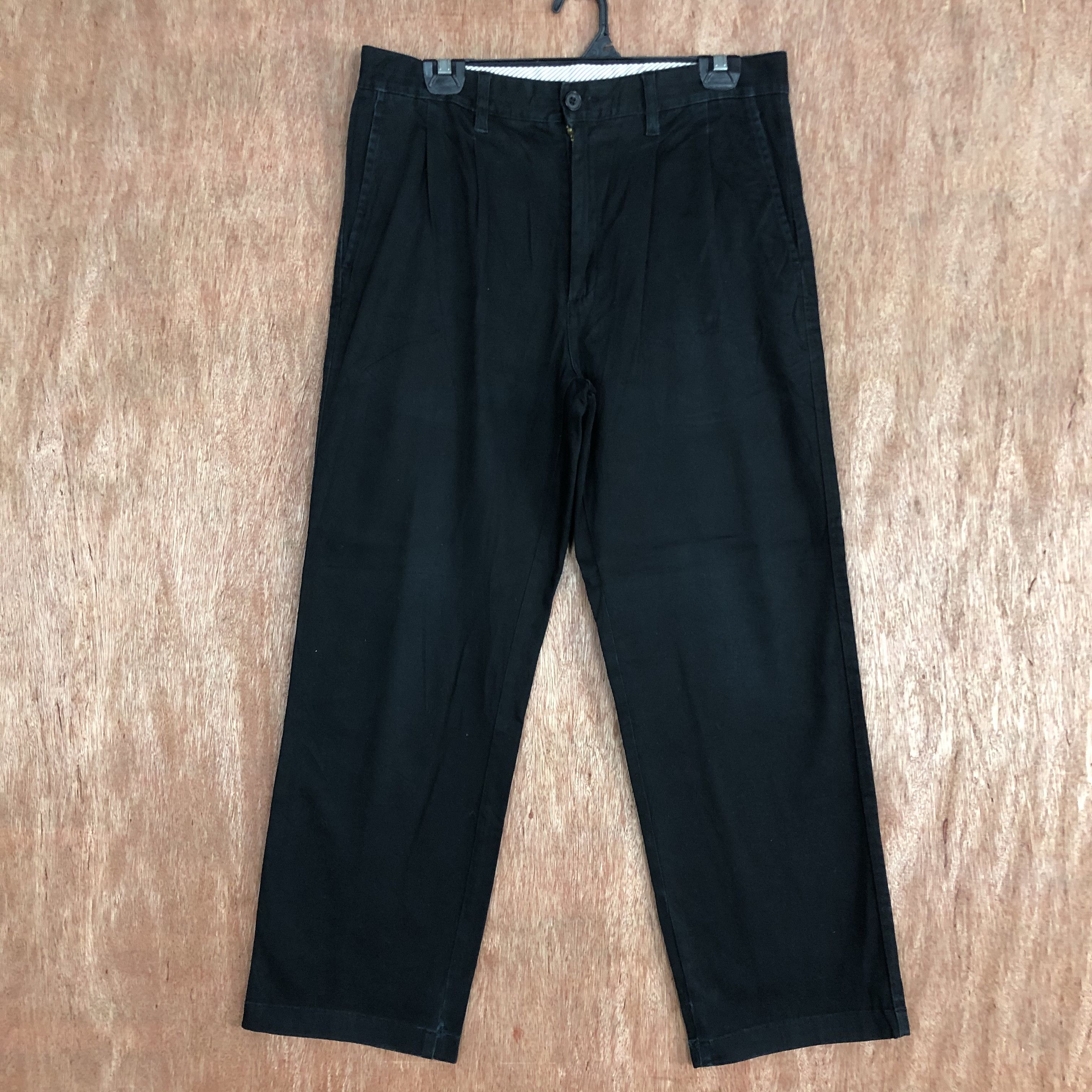 Hanes × Japanese Brand × Vintage HANES MADE IN USA North Carolina Slack Trouser Casual Pant Size US 31 - 1 Thumbnail