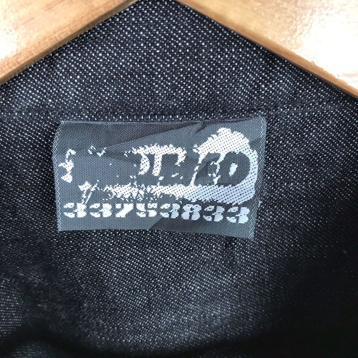 Japanese Brand Japanese Designer Depleted Button Up Workwear Denim Shirt Size US XL / EU 56 / 4 - 7 Thumbnail