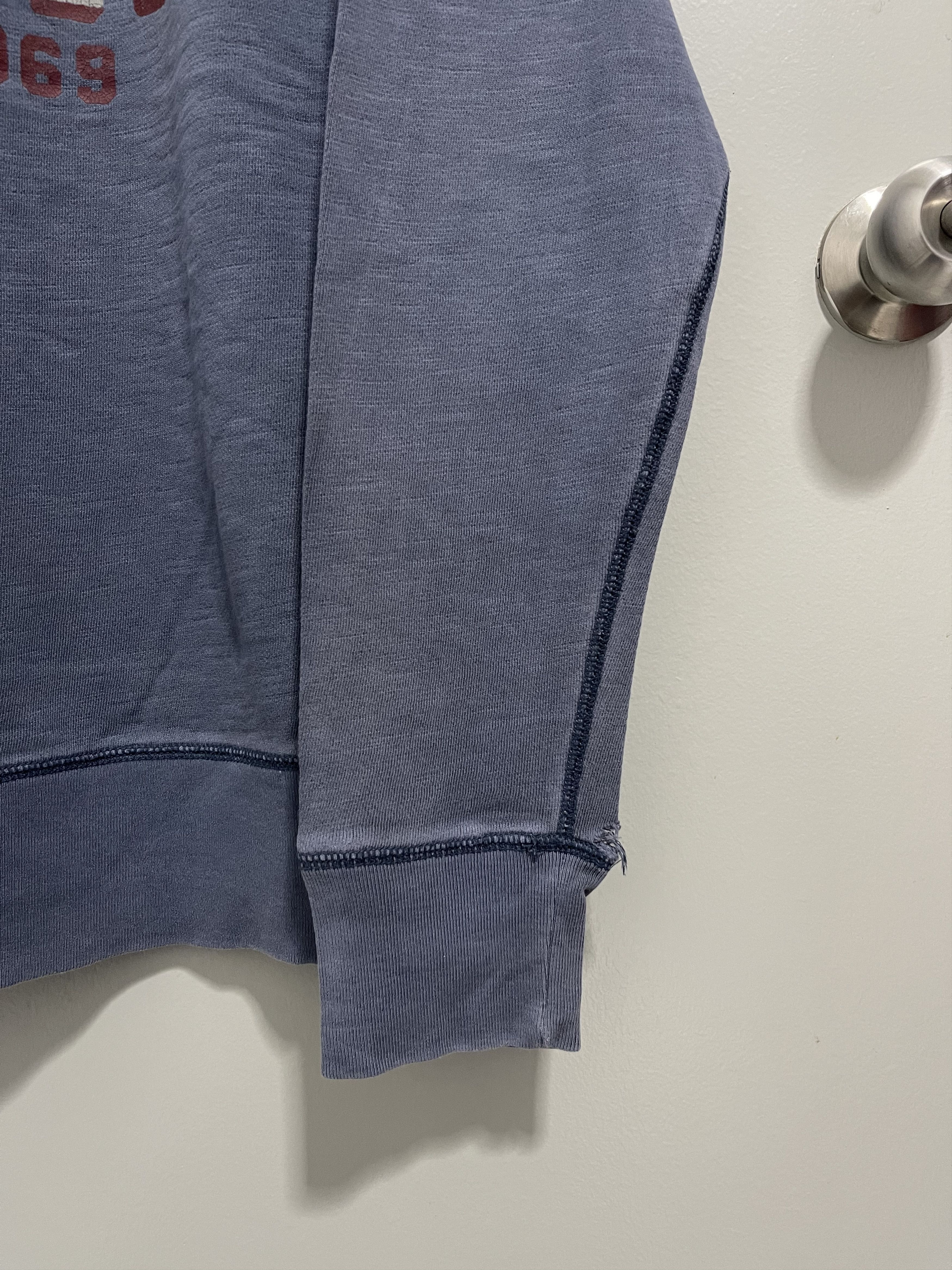 Gap × Vintage Distressed Gap Usa Eagles Big Logo Sun Faded Sweatshirt Size US S / EU 44-46 / 1 - 3 Thumbnail