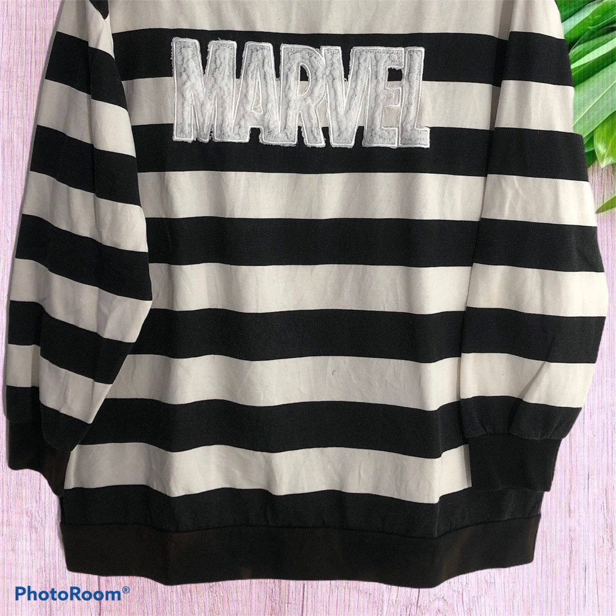 Marvel Comics Vintage Marvel Black White center logo sweater Size US M / EU 48-50 / 2 - 3 Thumbnail