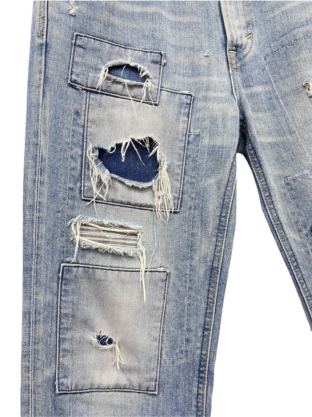 Lee FYE🔥LEE RIDERS Light Wash Distressed Ripped Patchwork Denim Size US 31 - 3 Thumbnail