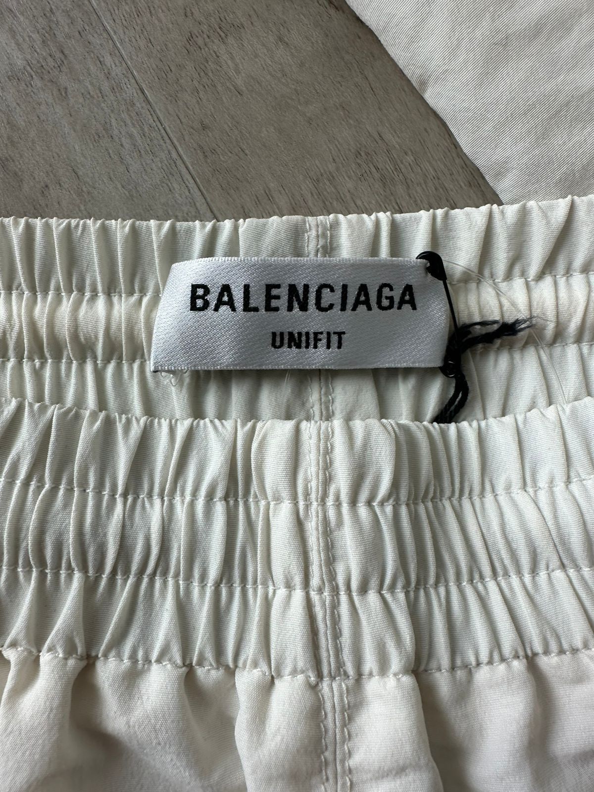 Balenciaga Balenciaga White Cream Nylon Stripped Trackpants with logo Size US 30 / EU 46 - 5 Thumbnail