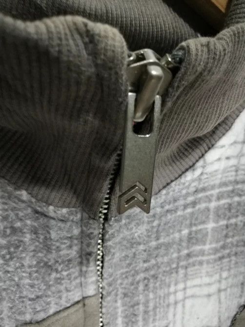 Analog analog zipper sweater Size US M / EU 48-50 / 2 - 8 Thumbnail
