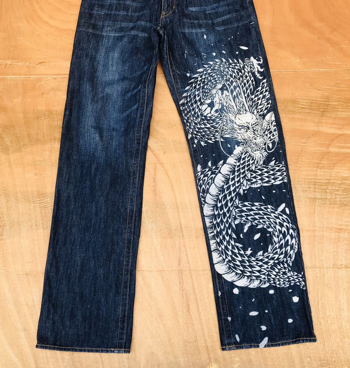 Japanese Brand Rare Sukajan big dragon painted japan motive denim waist 33 Size US 33 - 3 Thumbnail