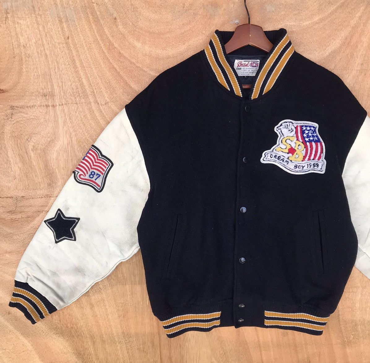 Other Vintage Varsity Dream Boy 1958 USA flag 87 patches leather Size US L / EU 52-54 / 3 - 5 Thumbnail