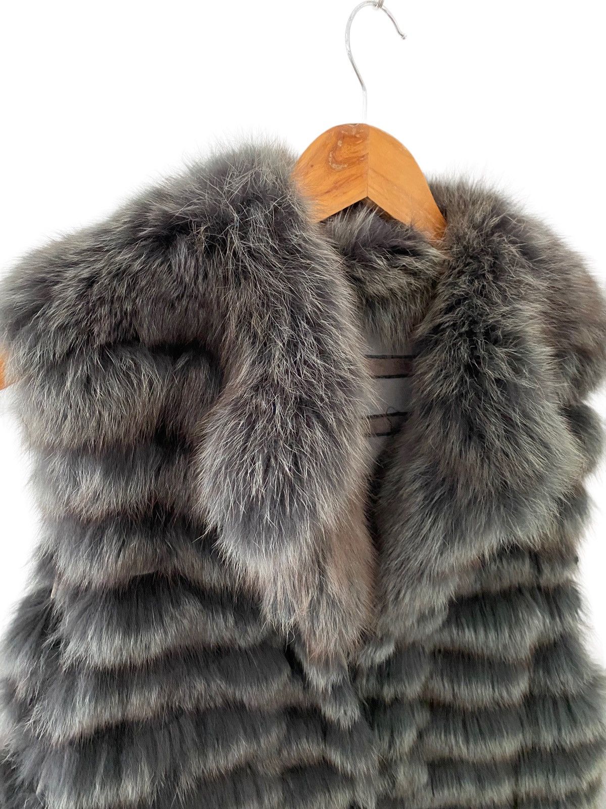 Japanese Brand × Sagafurs Authentic Fox Fur Vest Leather Linning nice desgin Size US L / EU 52-54 / 3 - 4 Thumbnail