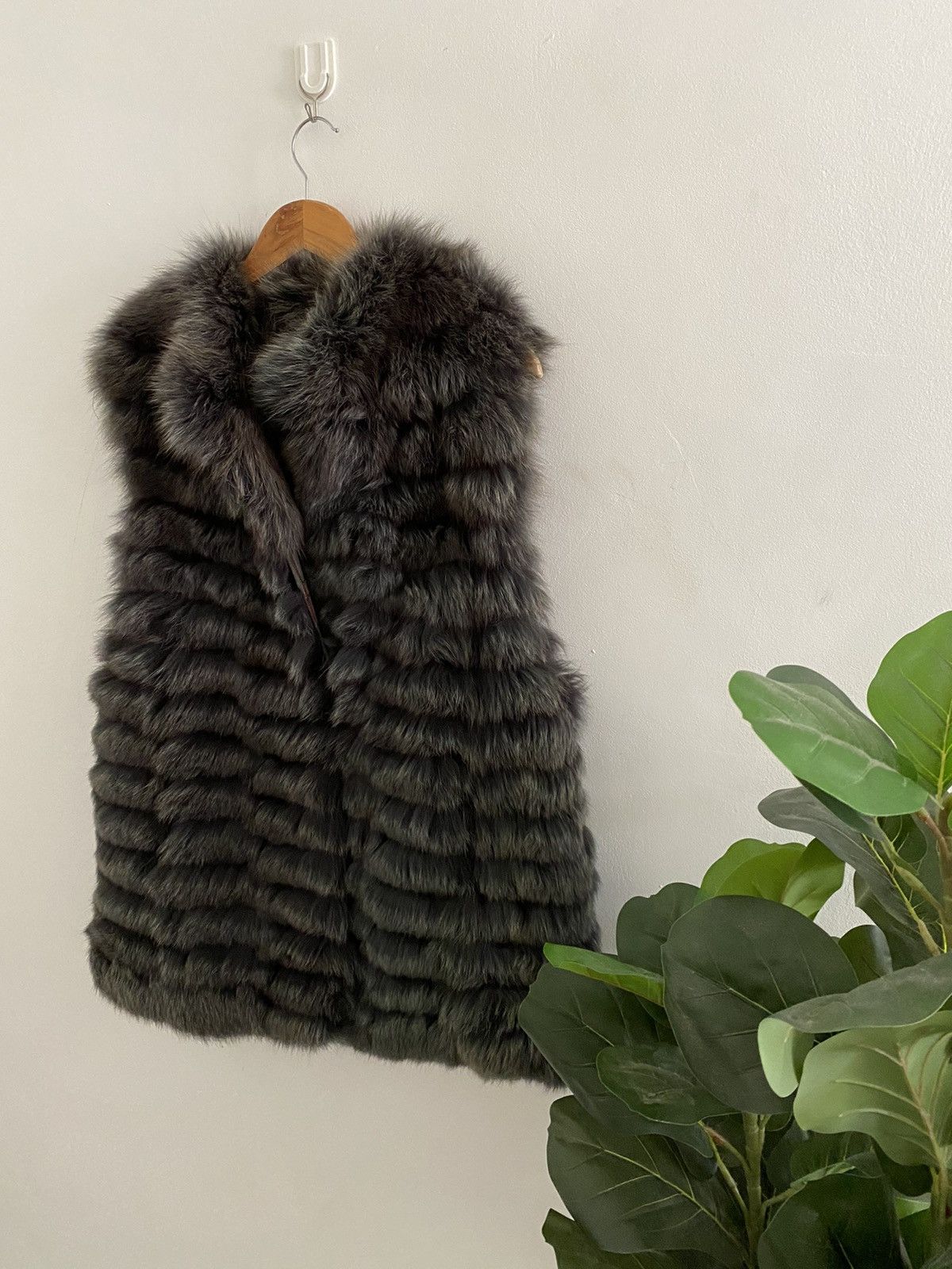 Japanese Brand × Sagafurs Authentic Fox Fur Vest Leather Linning nice desgin Size US L / EU 52-54 / 3 - 2 Thumbnail