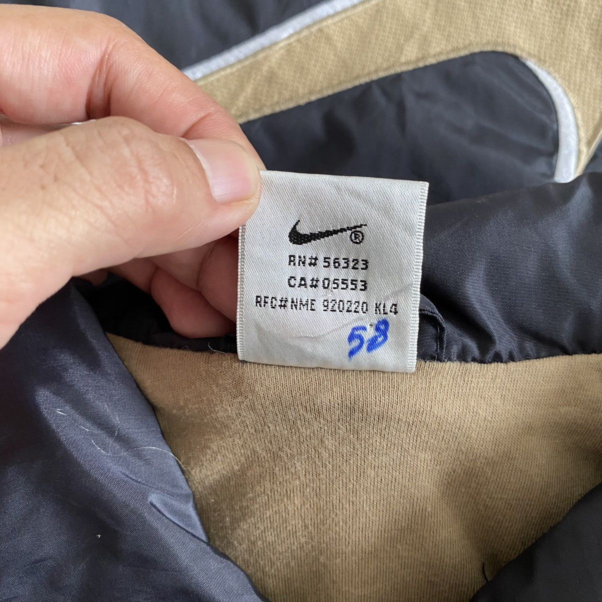 Nike × Vintage Vintage 90’s Nike Big Swoosh Light Zipper Jacket Size US L / EU 52-54 / 3 - 14 Thumbnail