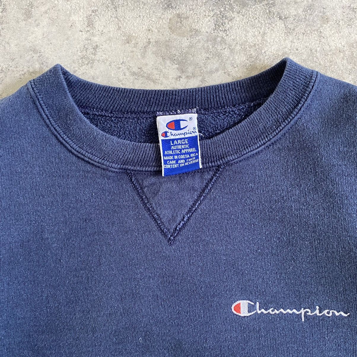 Champion × Vintage Vintage 90’s Champion Faded Navy Gusset V Sweashirt Size US L / EU 52-54 / 3 - 9 Thumbnail