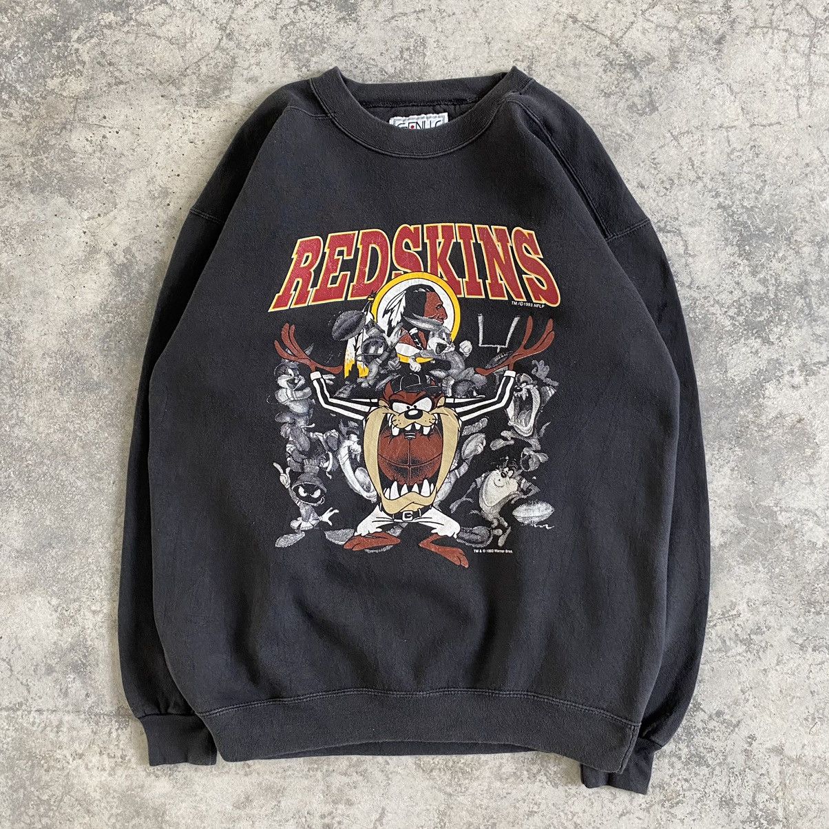 NFL × Vintage × Warner Bros VTG 90’s NFL Red Skins X Warner Bros Crewneck Faded Sweater Size US L / EU 52-54 / 3 - 6 Thumbnail