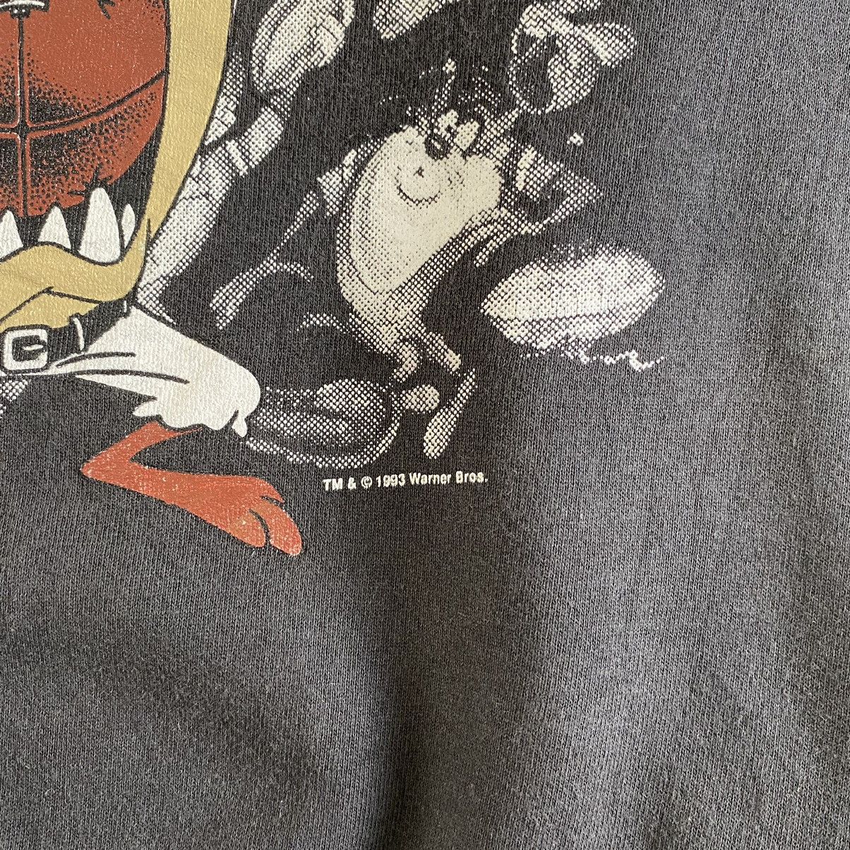 NFL × Vintage × Warner Bros VTG 90’s NFL Red Skins X Warner Bros Crewneck Faded Sweater Size US L / EU 52-54 / 3 - 5 Thumbnail