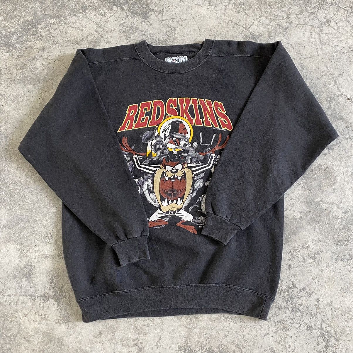 NFL × Vintage × Warner Bros VTG 90’s NFL Red Skins X Warner Bros Crewneck Faded Sweater Size US L / EU 52-54 / 3 - 7 Thumbnail