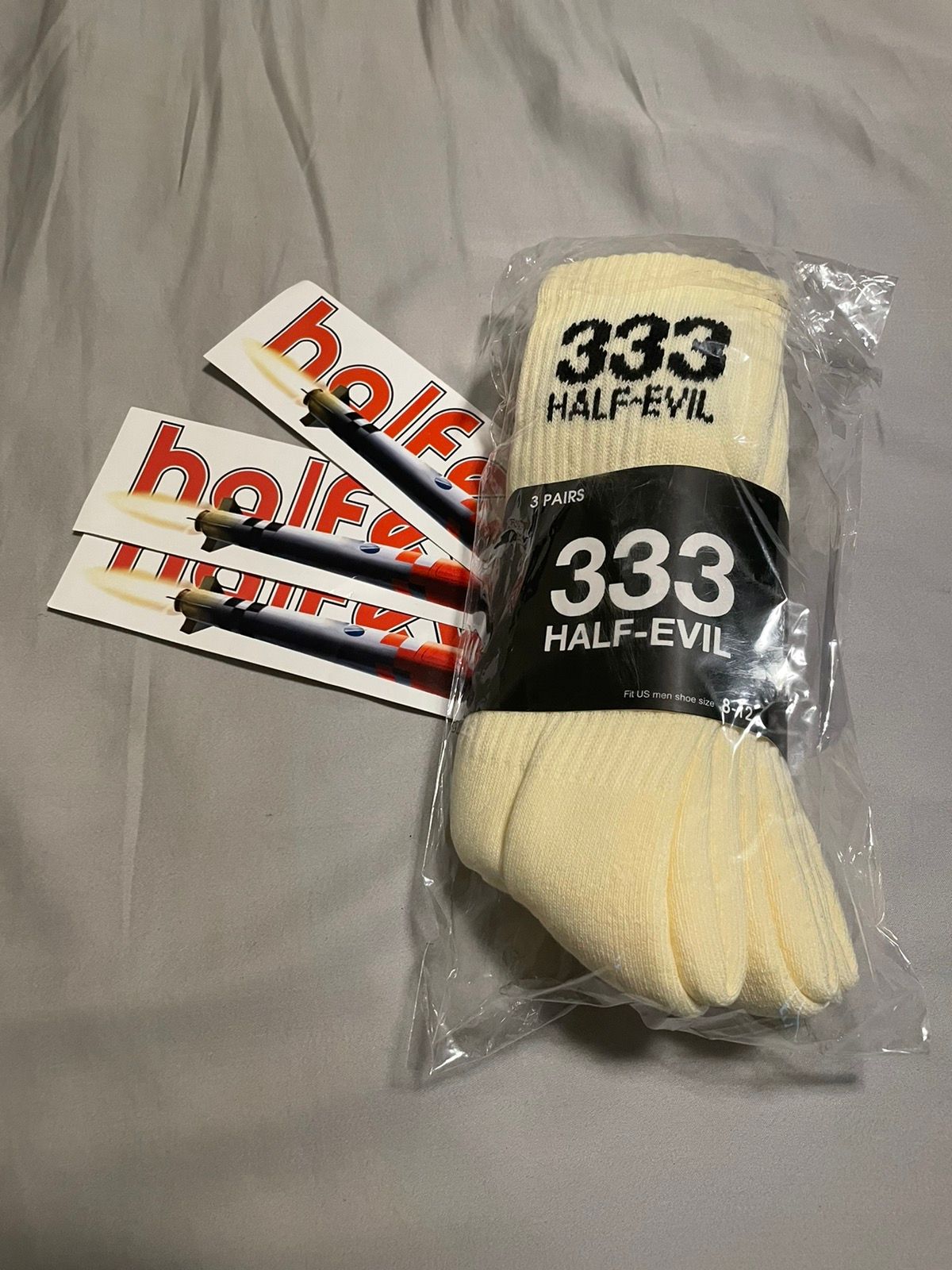Pre-owned Half Evil Socks 3 Pack In Cream