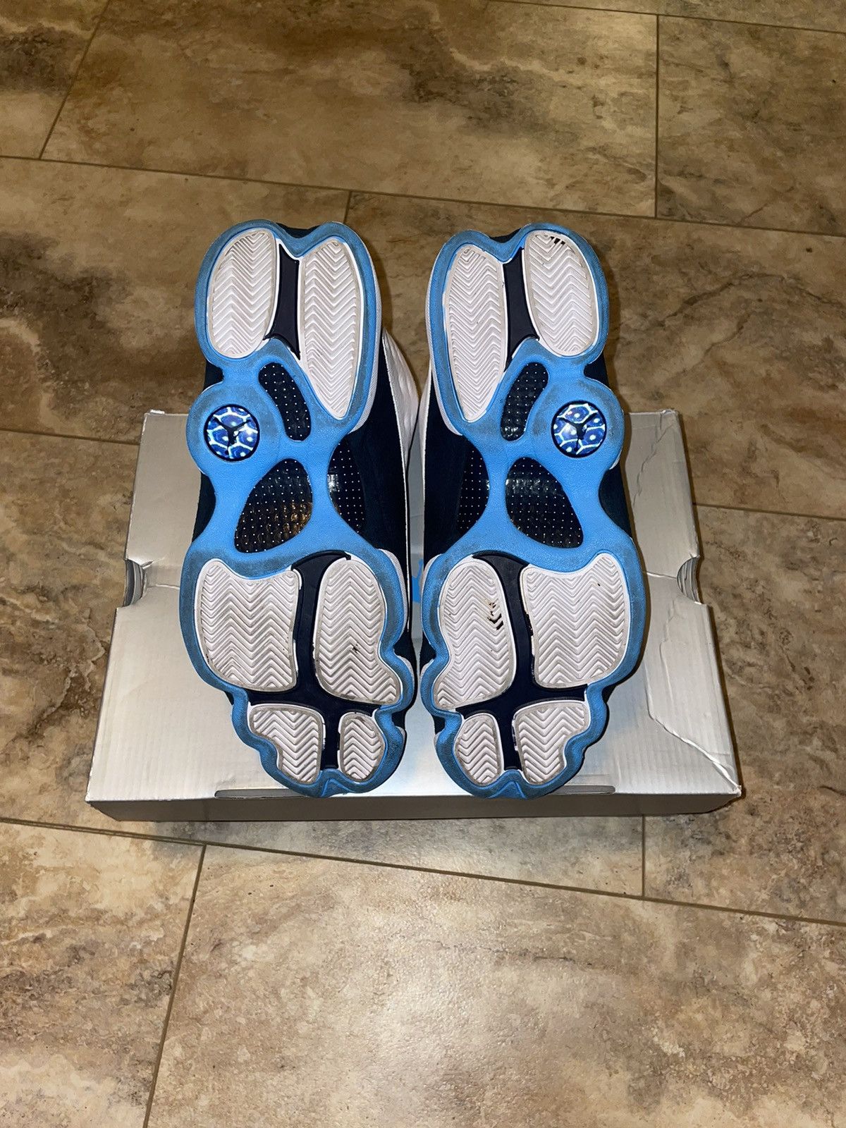 Jordan Brand × Nike Jordan 13 Retro Obsidian Powder Blue White Size 10 Size US 10 / EU 43 - 6 Thumbnail