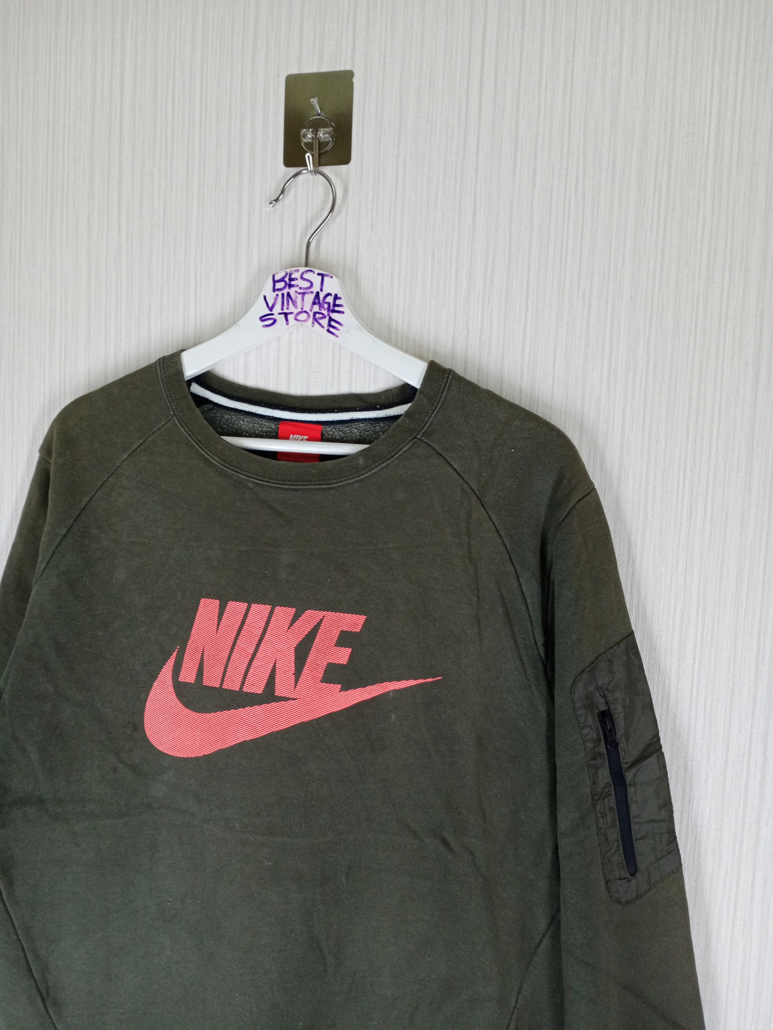 Nike Vintage Nike Sweatshirt Big Logo Jumper Pullover Size US M / EU 48-50 / 2 - 4 Thumbnail