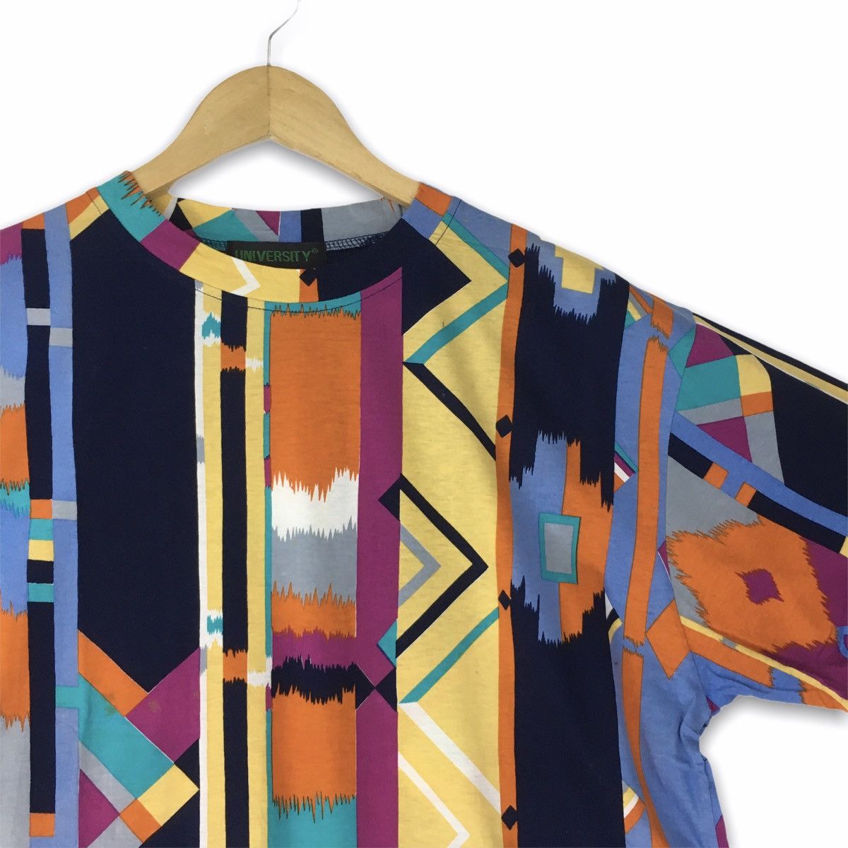 Coogi × Vintage Rare design Hawaii surf design motive men tshirt Size US L / EU 52-54 / 3 - 2 Thumbnail