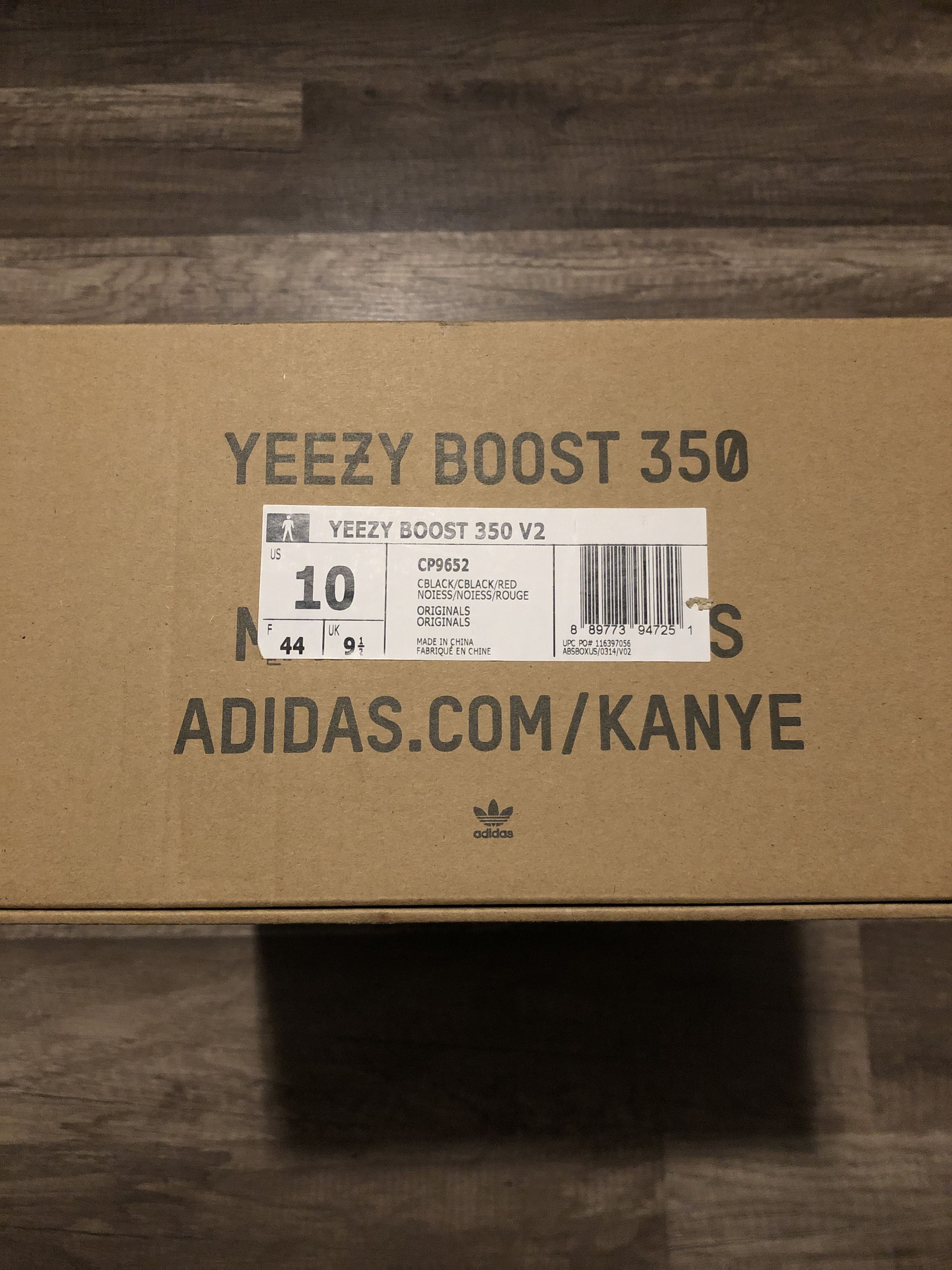 Adidas Yeezy Boost 350 V2 Bred Size US 10 / EU 43 - 7 Thumbnail