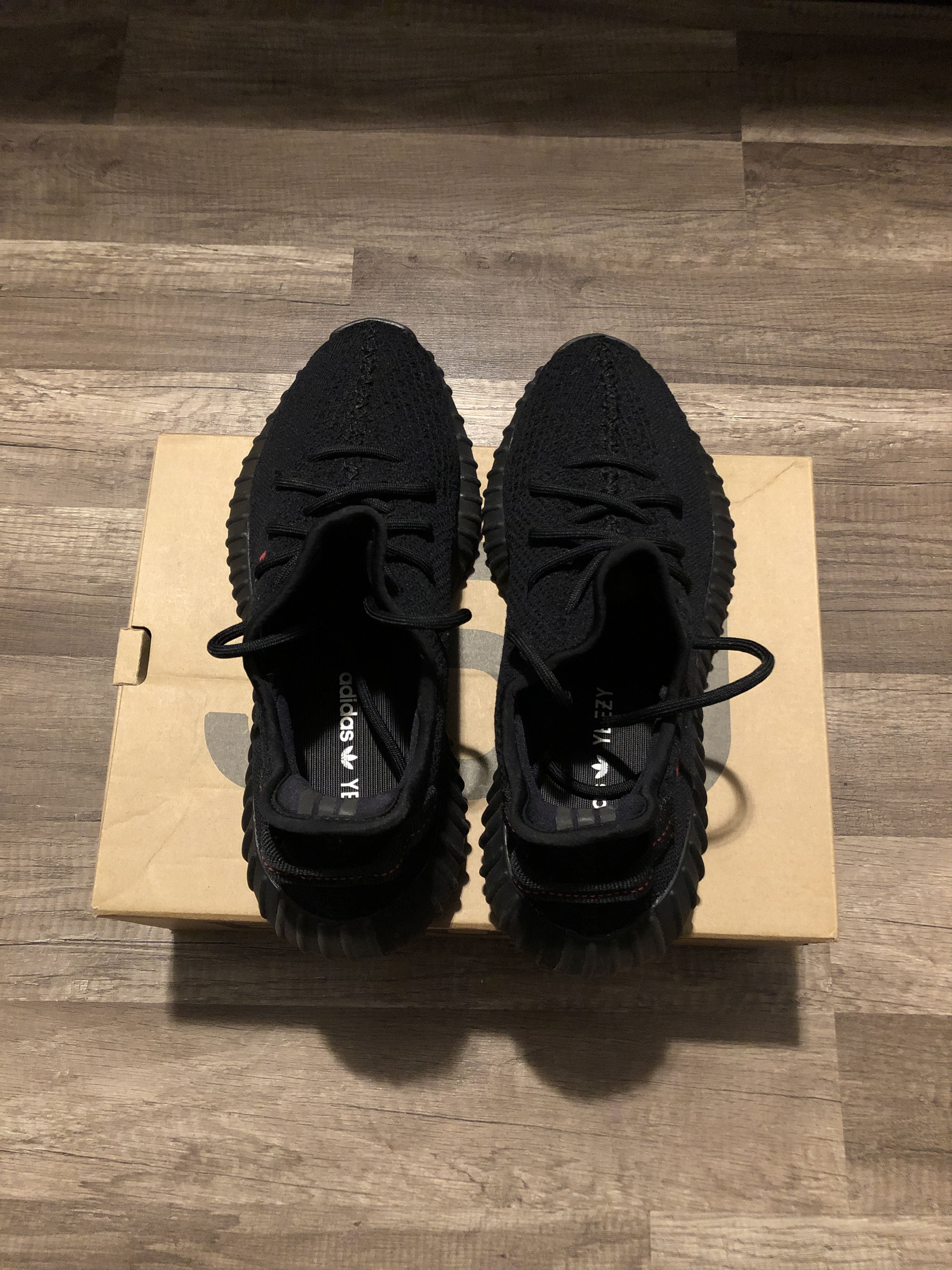 Adidas Yeezy Boost 350 V2 Bred Size US 10 / EU 43 - 2 Thumbnail