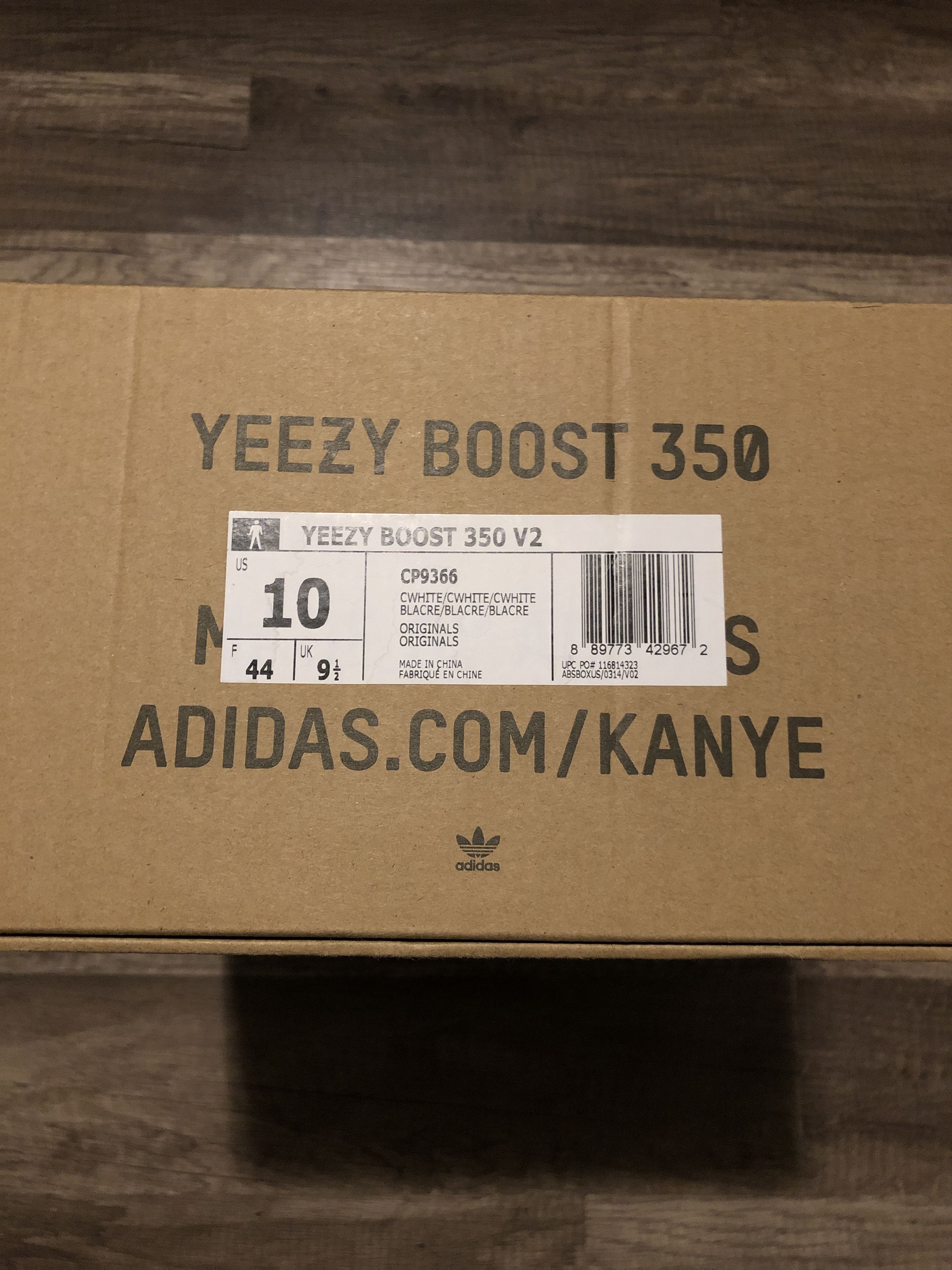 Adidas Yeezy Boost 350 V2 Cream Size US 10 / EU 43 - 8 Thumbnail