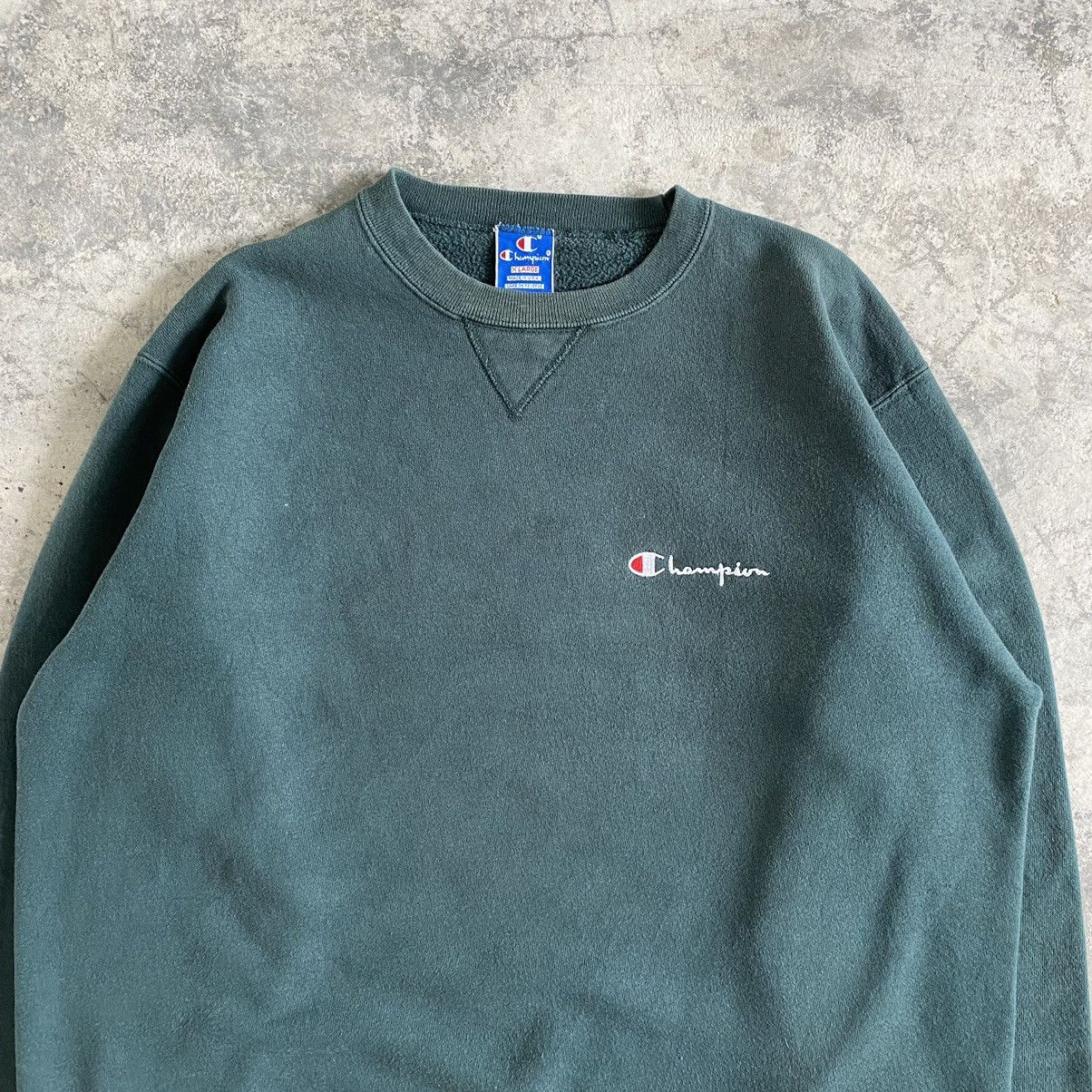 Champion Vintage 90’s Champion Faded Green Gusset V Sweashirt Size US XL / EU 56 / 4 - 4 Thumbnail