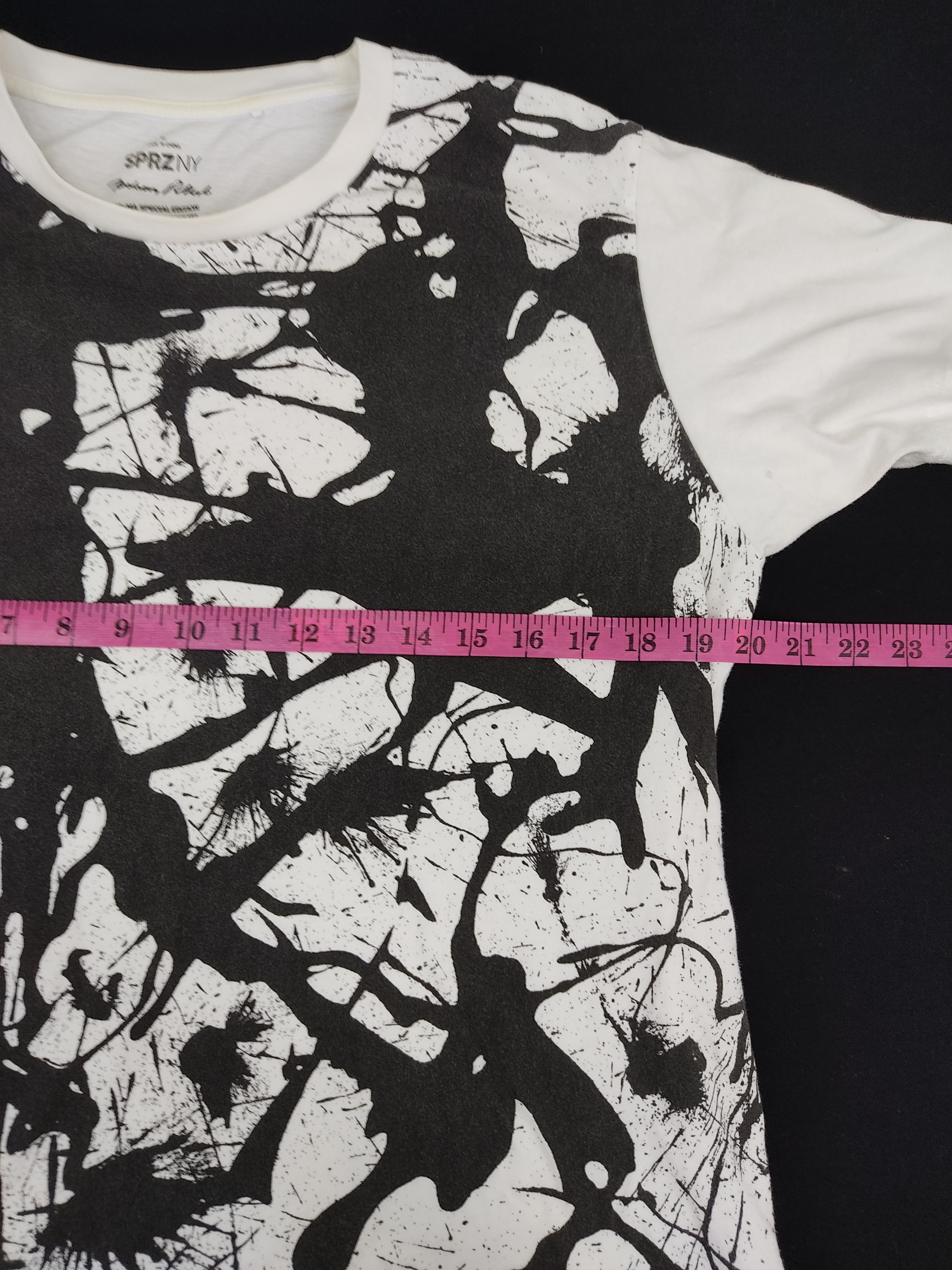 MoMA SPRZNY Telkom North MoMA Pollock Krasner Tee Size US M / EU 48-50 / 2 - 6 Thumbnail