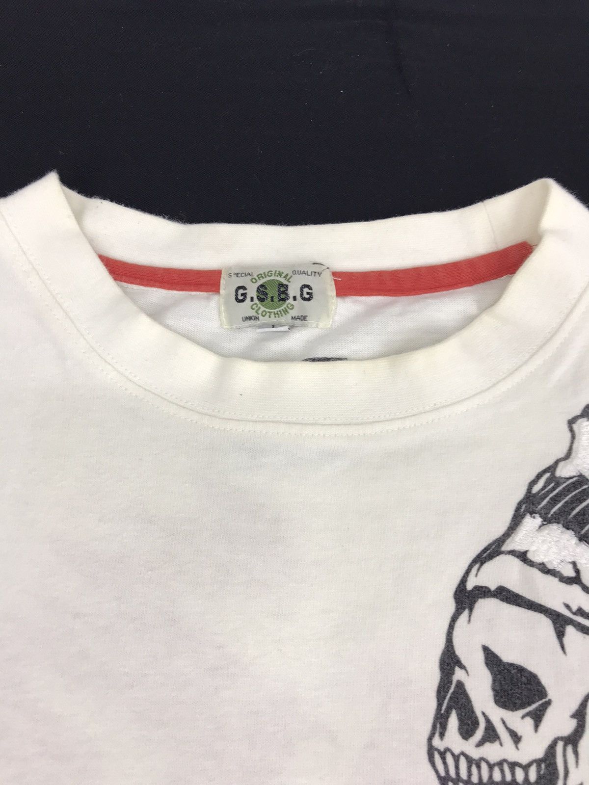 Japanese Brand × Vintage GSB G.S.B.G Gasbag Skull Red Indian Embroidery Logo Art Tee Size US M / EU 48-50 / 2 - 5 Thumbnail