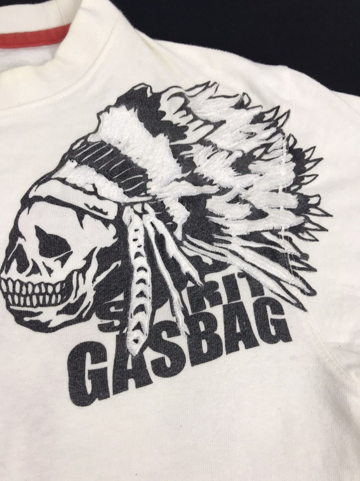 Japanese Brand × Vintage GSB G.S.B.G Gasbag Skull Red Indian Embroidery Logo Art Tee Size US M / EU 48-50 / 2 - 6 Thumbnail
