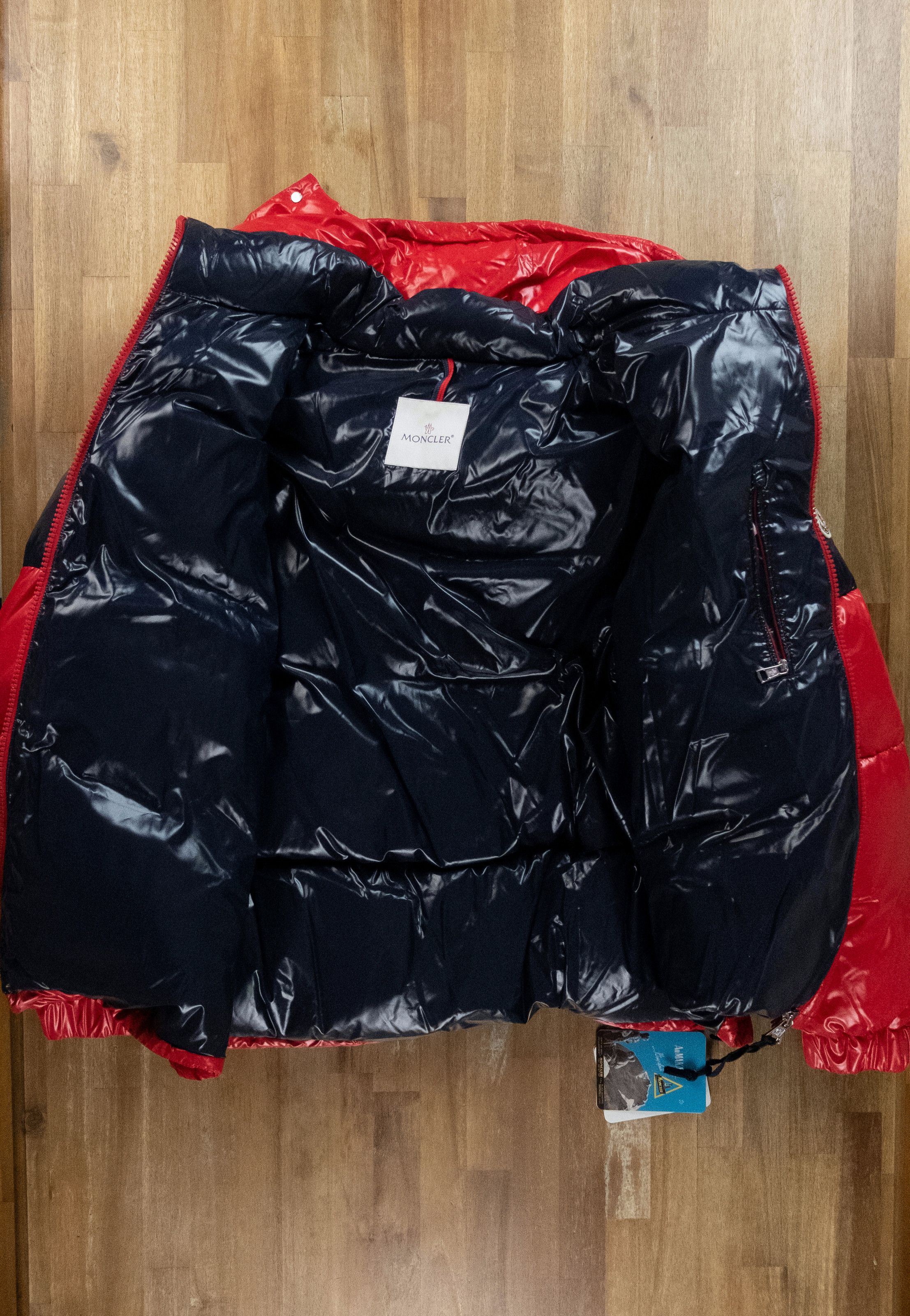 MONCLER Gary red quilted down patch hooded jacket 3XL