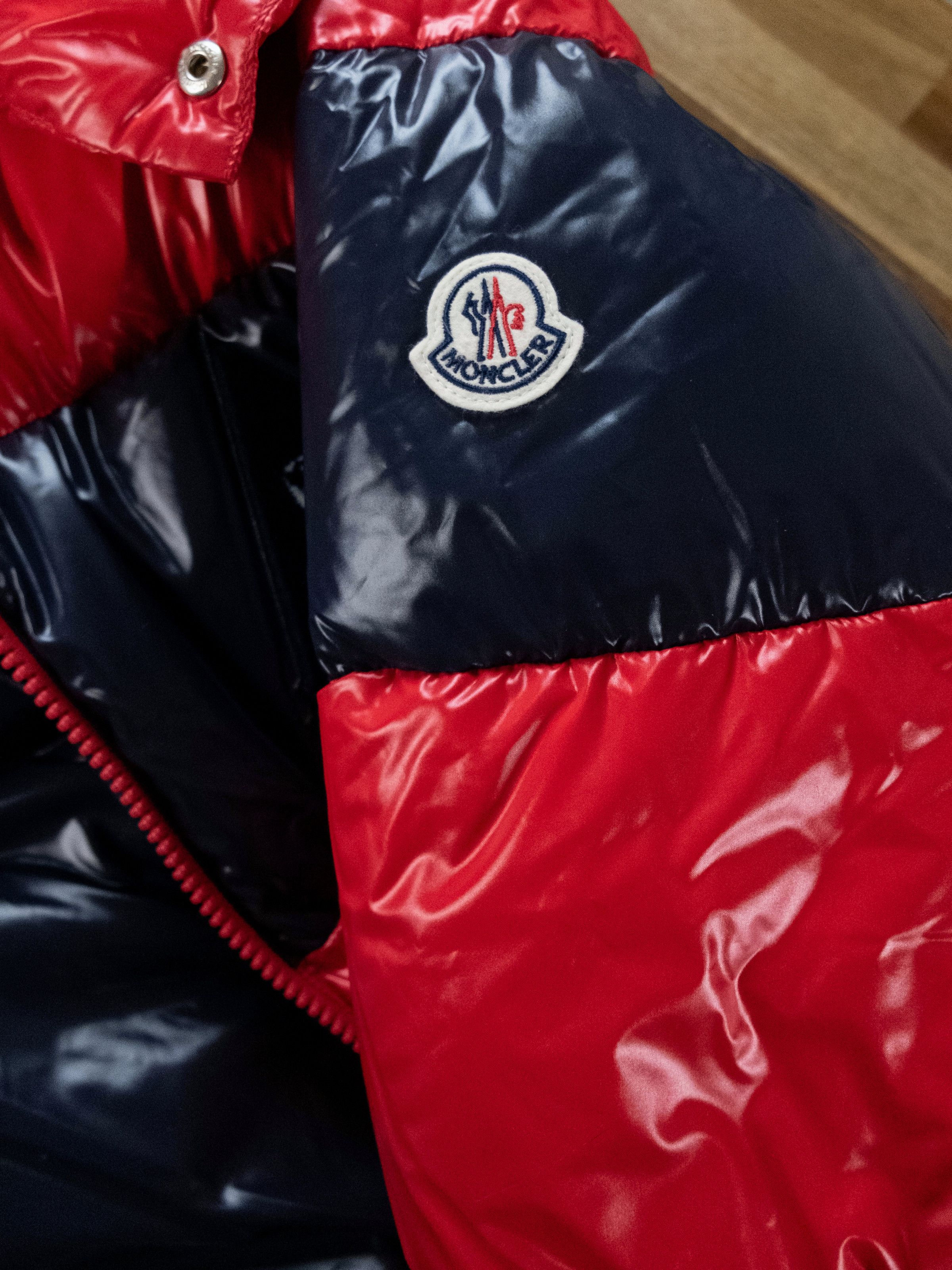Moncler MONCLER Gary red quilted down patch hooded jacket - 3XL / 6 Size US XXL / EU 58 / 5 - 8 Thumbnail