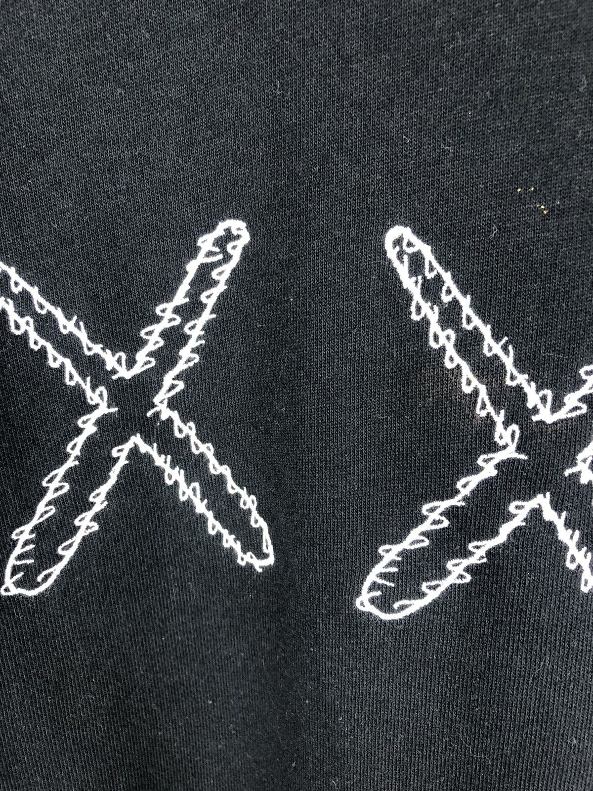 Kaws × Uniqlo Kaws Sesame Street Sweatshirt Size US M / EU 48-50 / 2 - 4 Thumbnail
