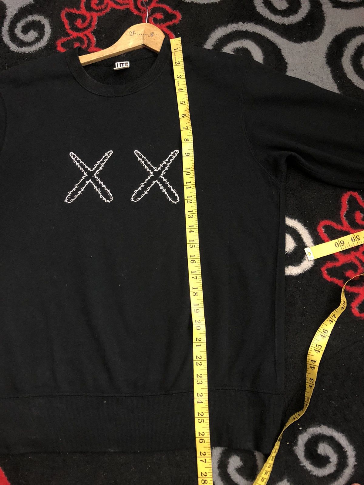 Kaws × Uniqlo Kaws Sesame Street Sweatshirt Size US M / EU 48-50 / 2 - 7 Thumbnail