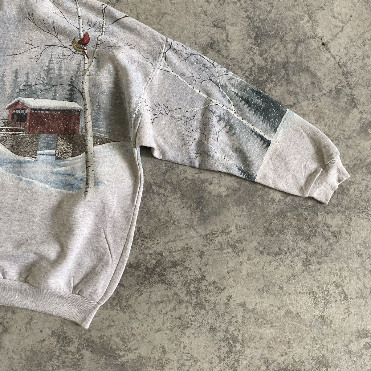 Vintage Vintage Snowy Mountain Over Print Crewneck Sweatshirt Size US L / EU 52-54 / 3 - 10 Thumbnail