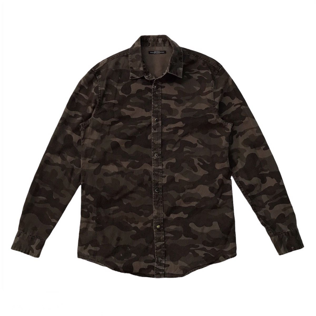 Bershka Rebel Tour 1981 Shungen Route Camo Button Up by Bershka Size US S / EU 44-46 / 1 - 2 Thumbnail