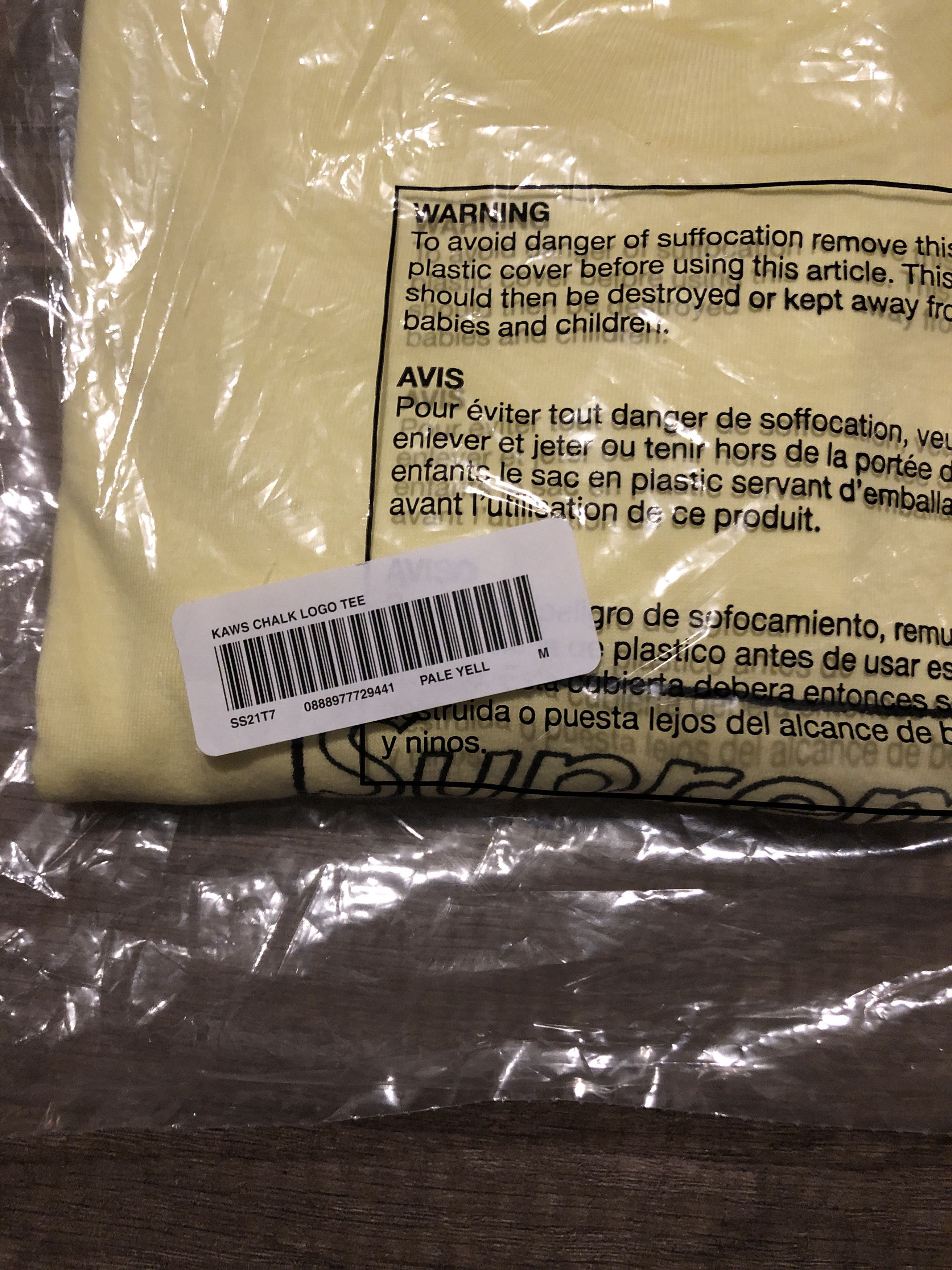 Supreme Kaws Chalk Logo Tee Size US M / EU 48-50 / 2 - 3 Thumbnail