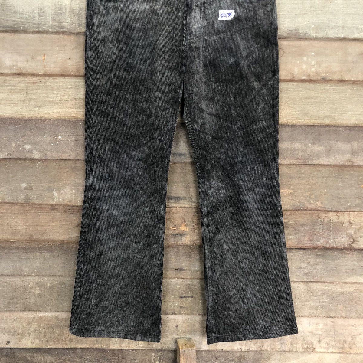 Katharine Hamnett London DL Katharine Hamnett London Black faded Corduroy Pants #5438 Size 30" / US 8 / IT 44 - 3 Thumbnail