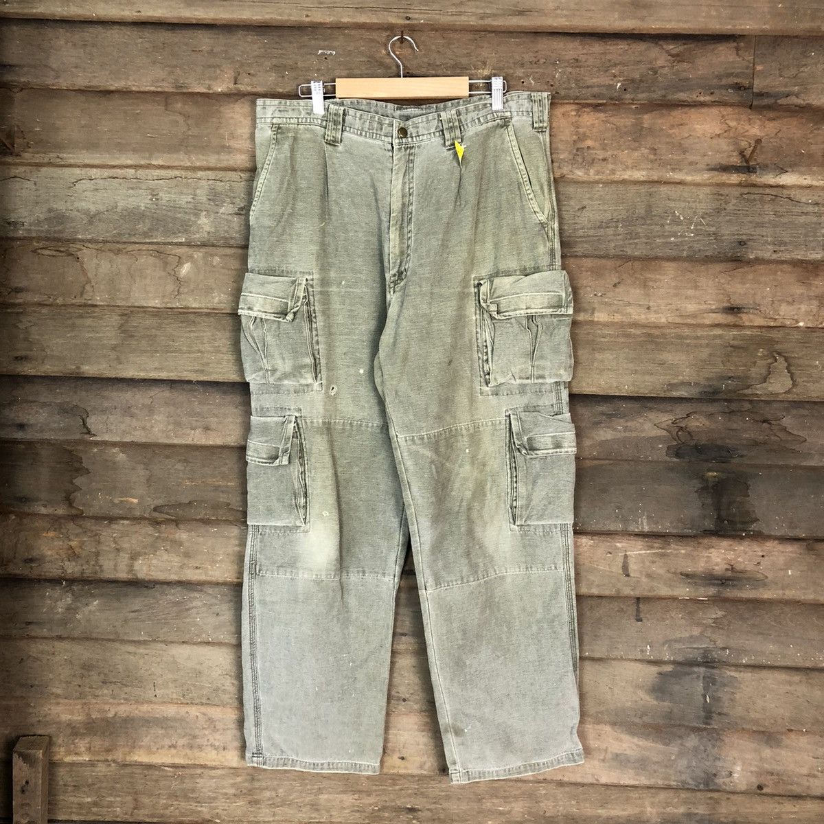 image of Vintage Near By Dirty Worn Distressed Cargo Multipocket Pants 1467 in Grey, Men's (Size 35)